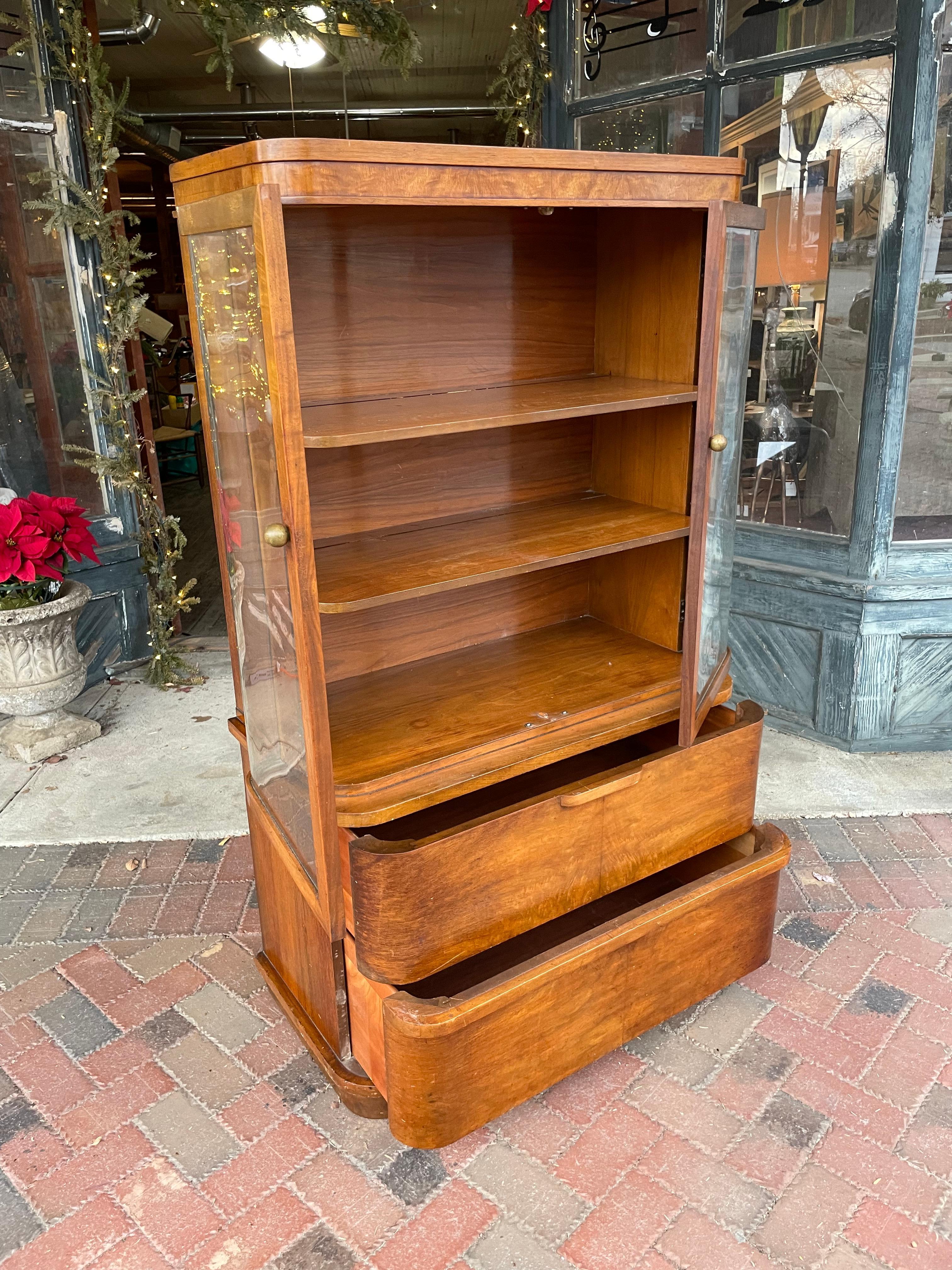 Brass Antique Art Deco Moderne Walnut Vitrine Display Cabinet with Curved Glass Doors