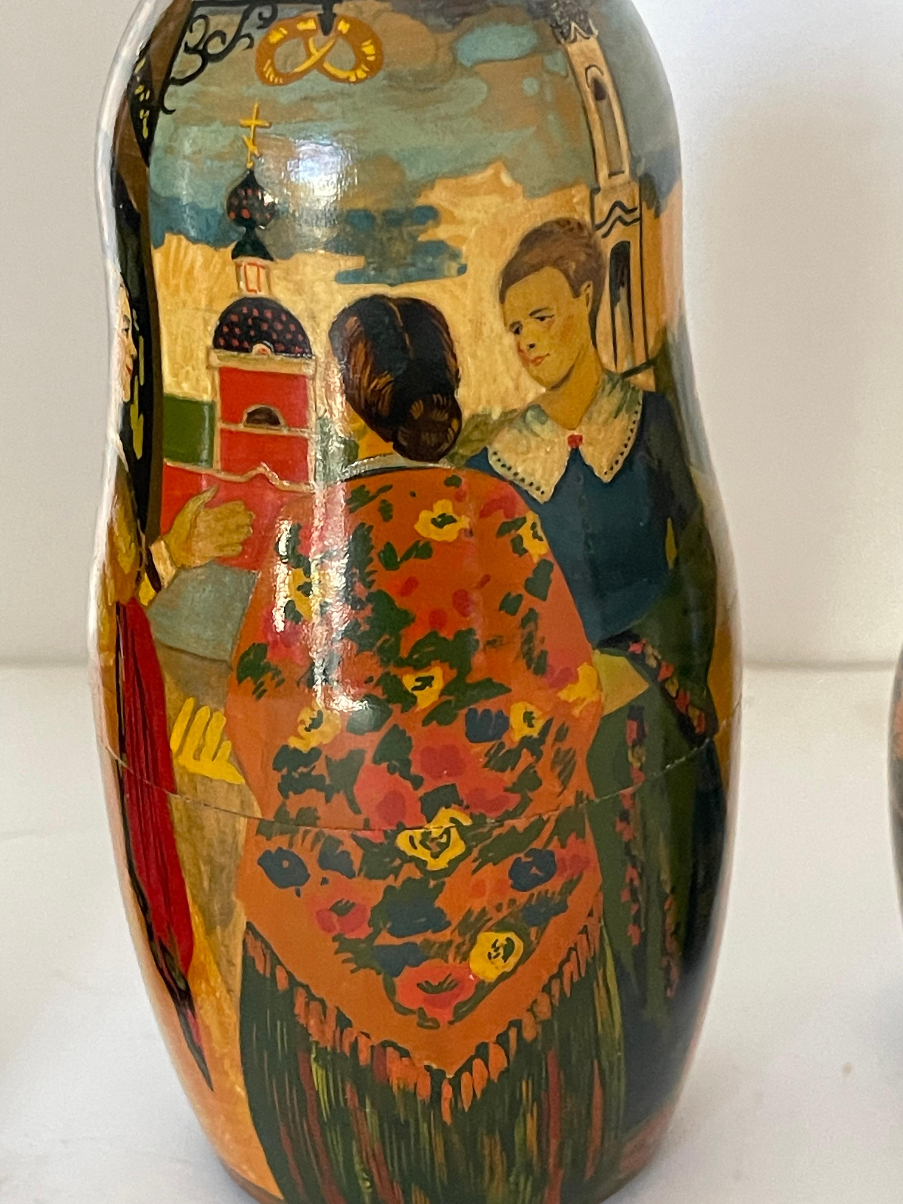 Antiguas cajas nido Art Decó pintadas a mano según Kustodiev en Bueno estado para la venta en Boca Raton, FL