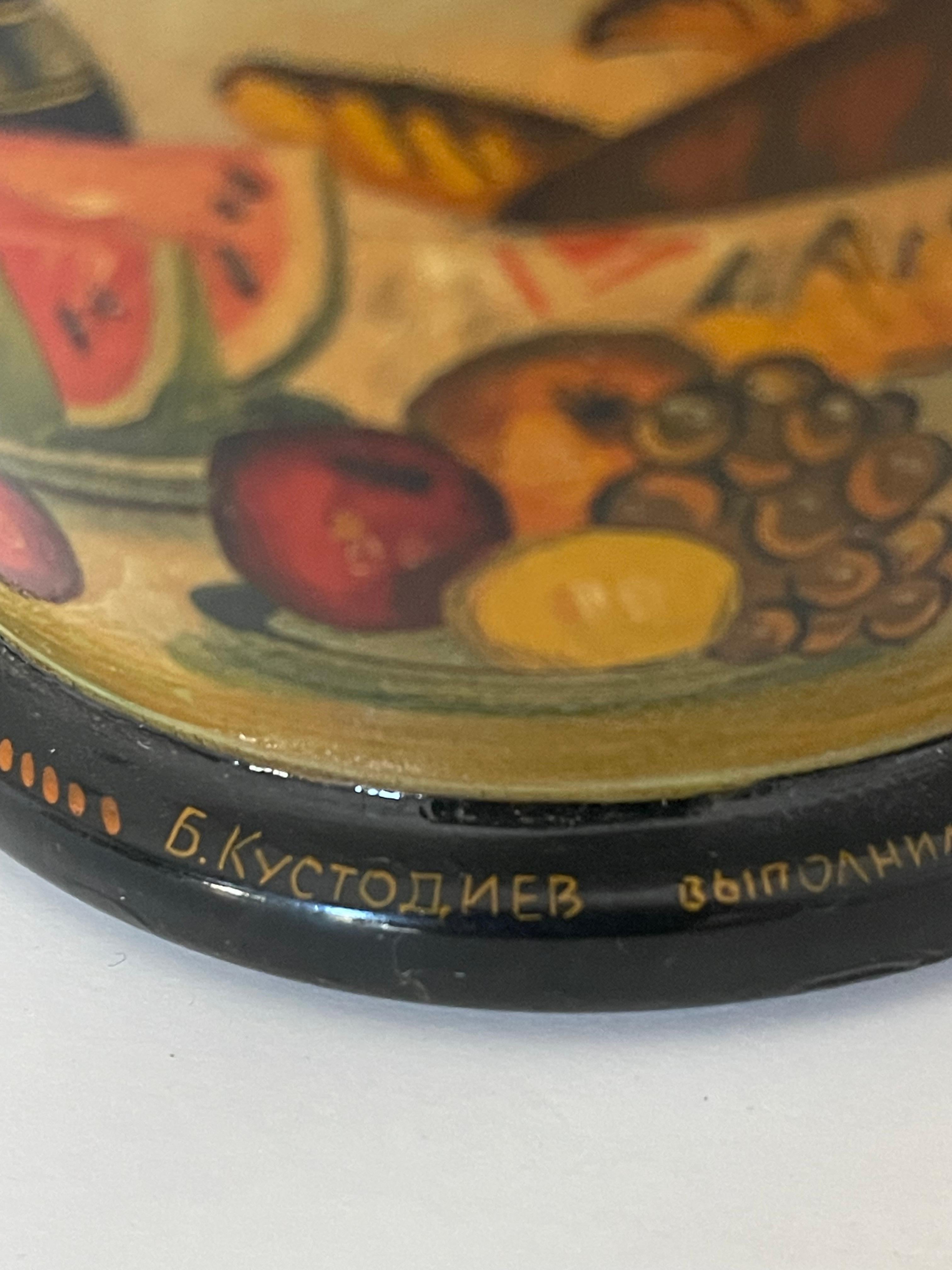 Antiguas cajas nido Art Decó pintadas a mano según Kustodiev en venta 1