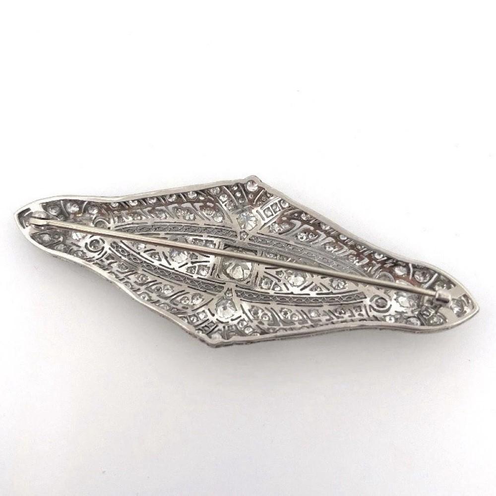Antike Art Deco Old European Cut 5.48ctw Platinum Natural Diamond Brosche (Alteuropäischer Schliff) im Angebot