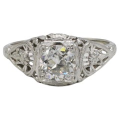 Antiguo Anillo de Compromiso Art Decó con Filigrana de Diamantes Naturales de Corte Europeo