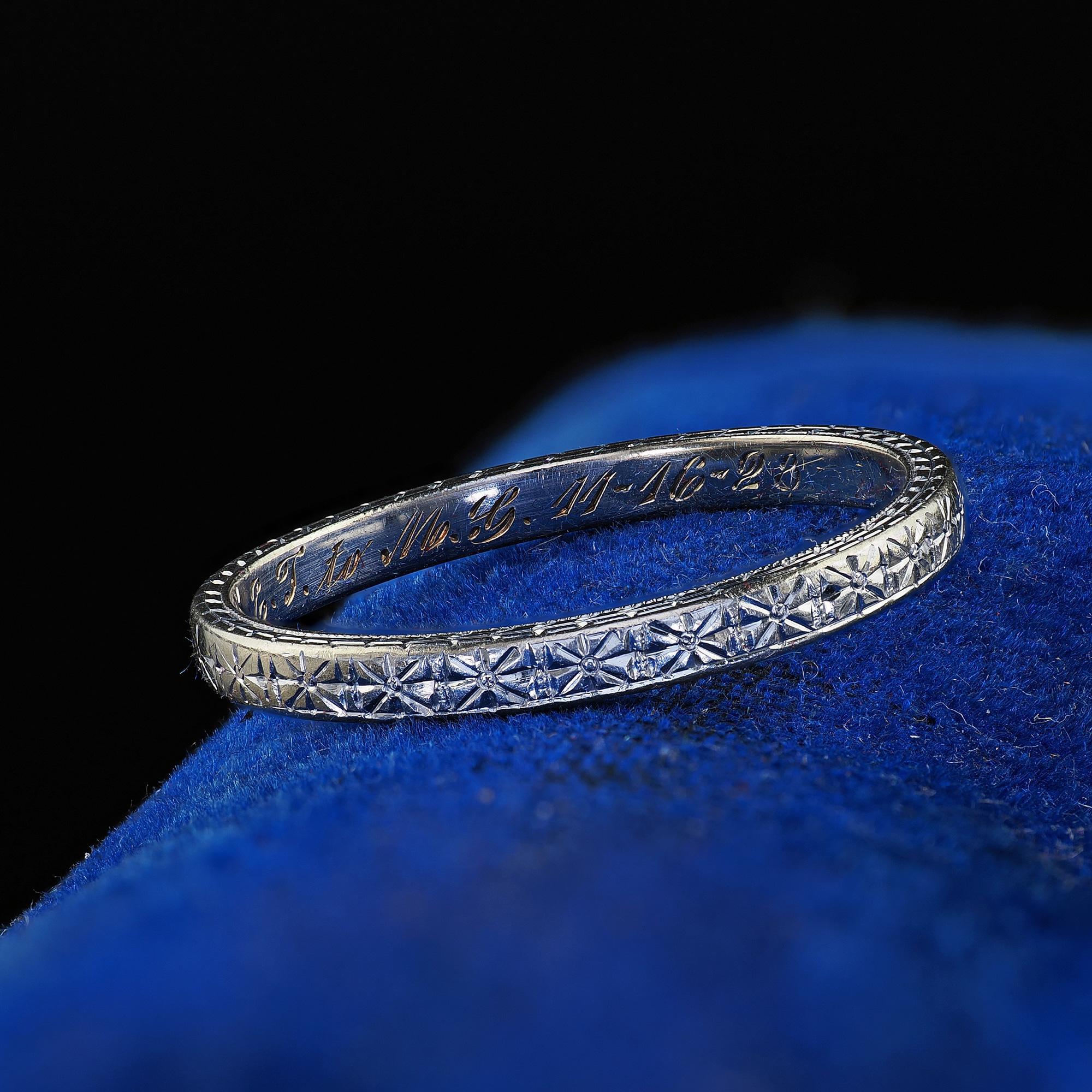 Women's Antique Art Deco Orange Blossom 18K White Gold  Engraved Wedding Band Circa 1928 For Sale