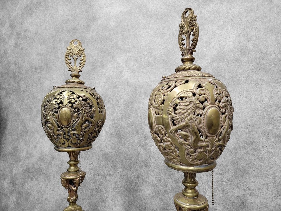 Antique Art Deco Oscar Bruno Bach Detailed Figural Bronze Floor Lamps - Pair For Sale 7