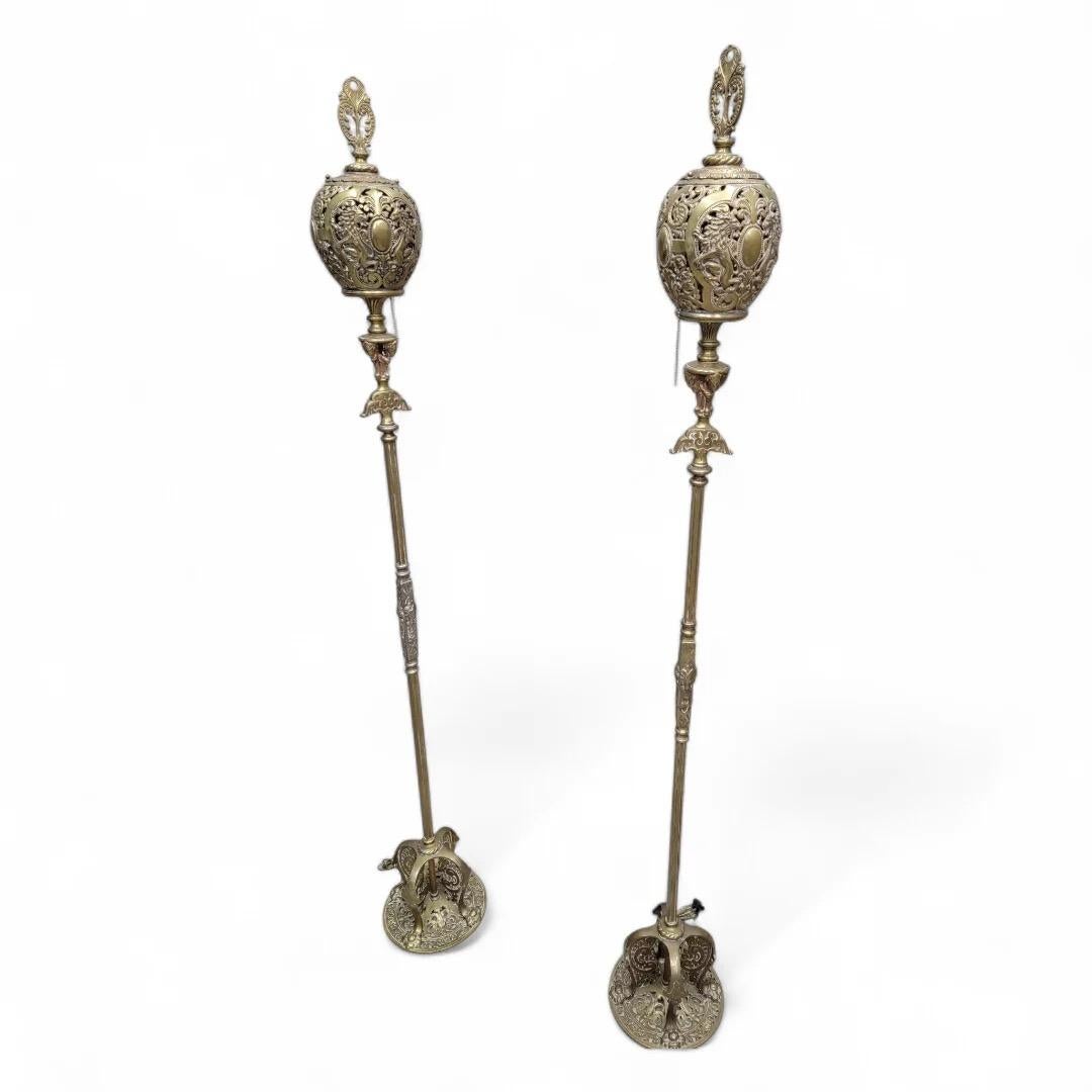 Antique Art Deco Oscar Bruno Bach Detailed Figural Bronze Floor Lamps - Pair For Sale 9