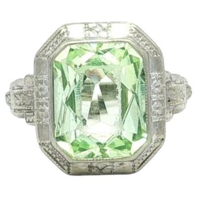 Bague ancienne Art Deco Ostby Barton 14k or blanc Améthyste verte gravée à la main en vente