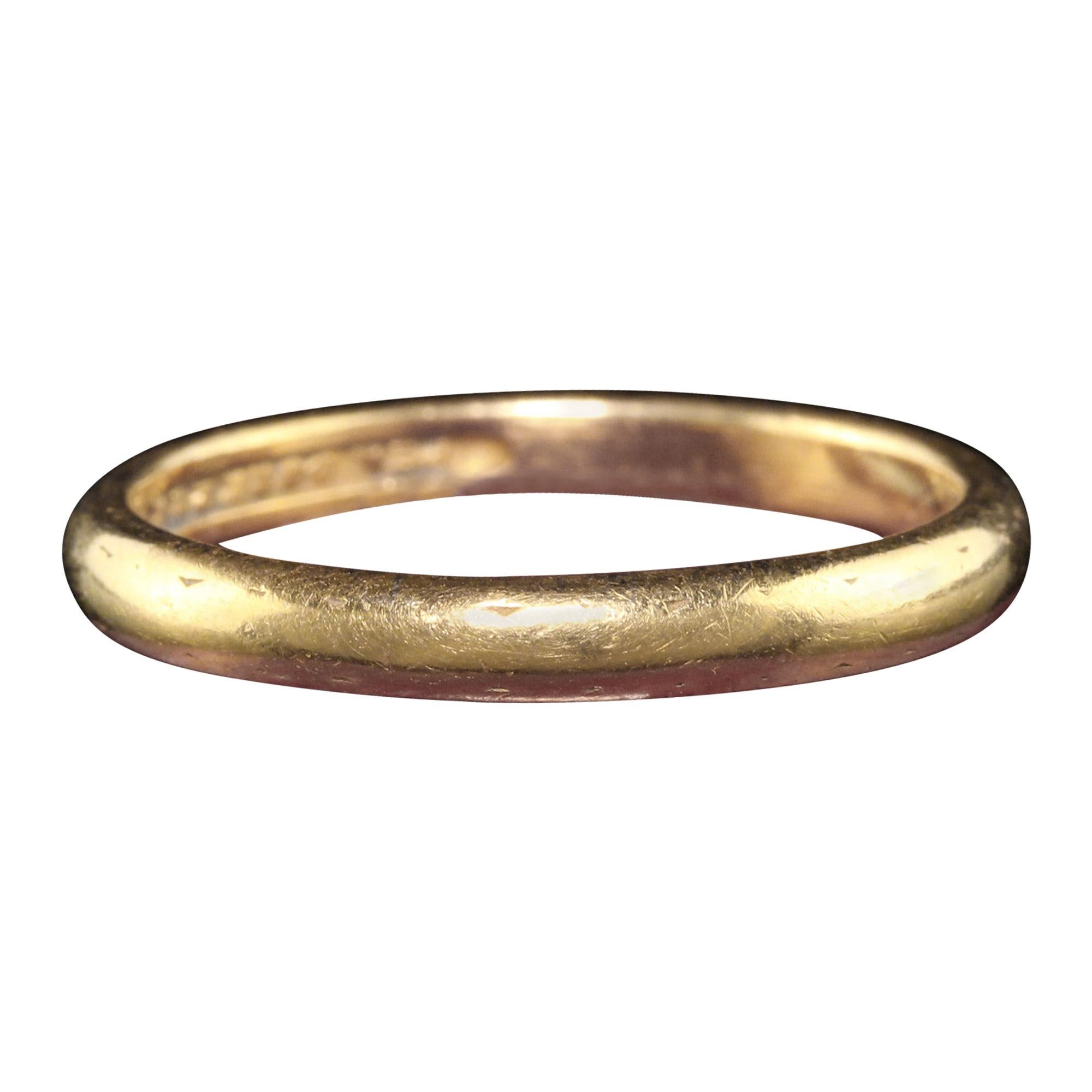 Antique Art Deco Peacock 22K Yellow Gold Engraved Classic Wedding Band