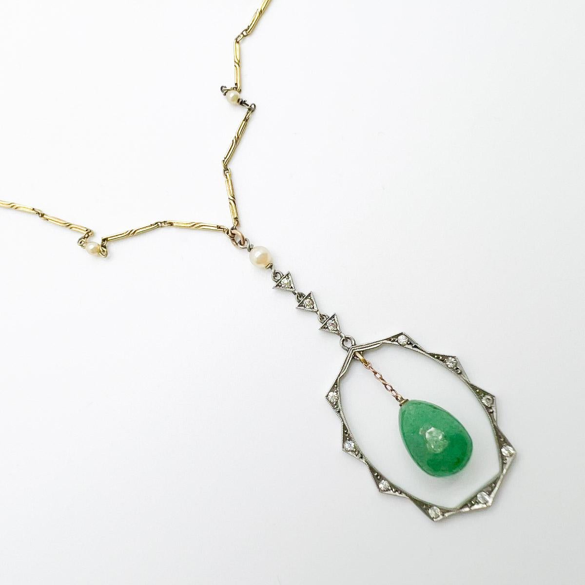 Antique Art Deco Pearl Jade & Emerald Paste Lariat 1920s In Good Condition For Sale In Wilmslow, GB
