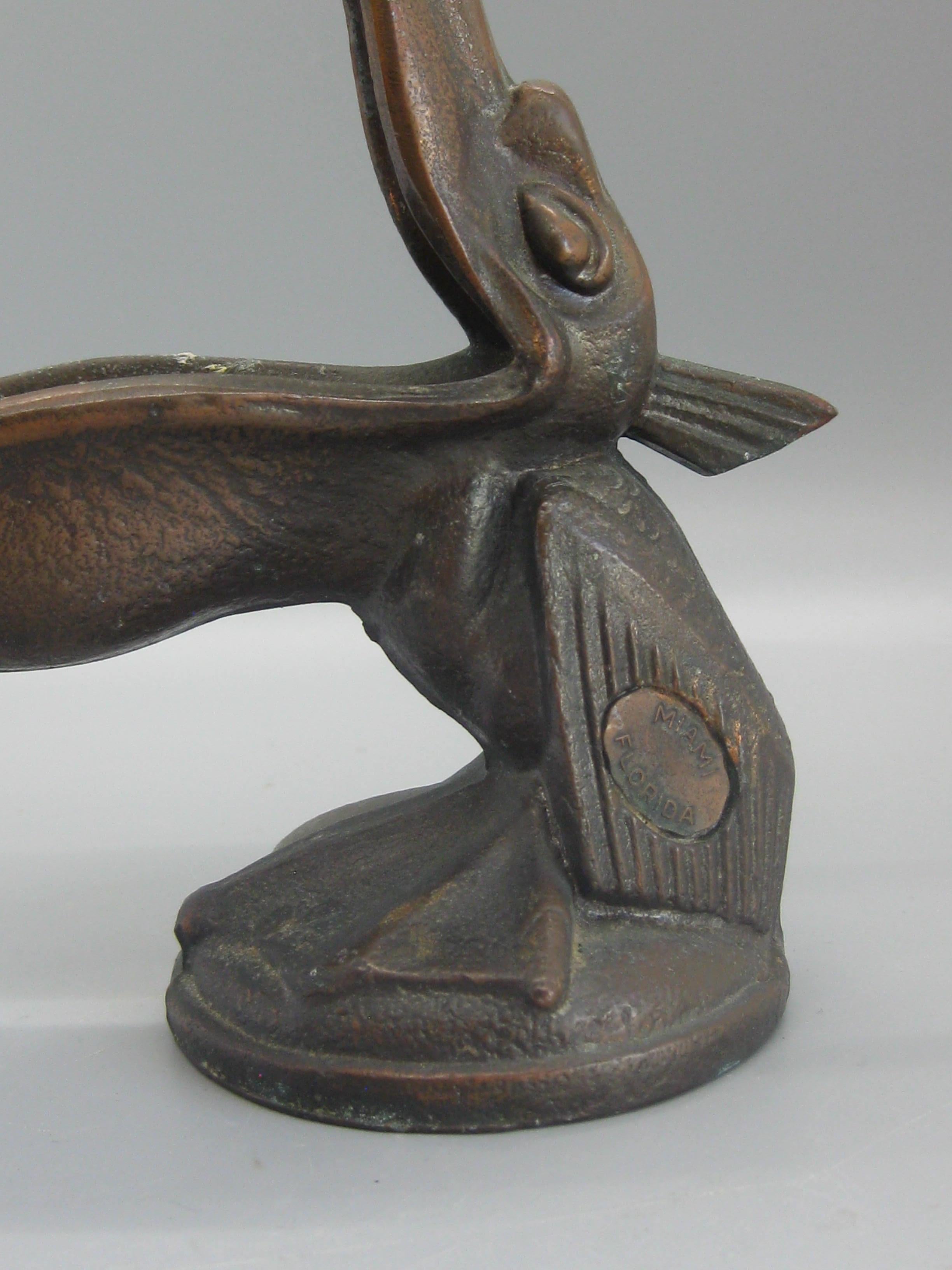 vintage pelican ashtray