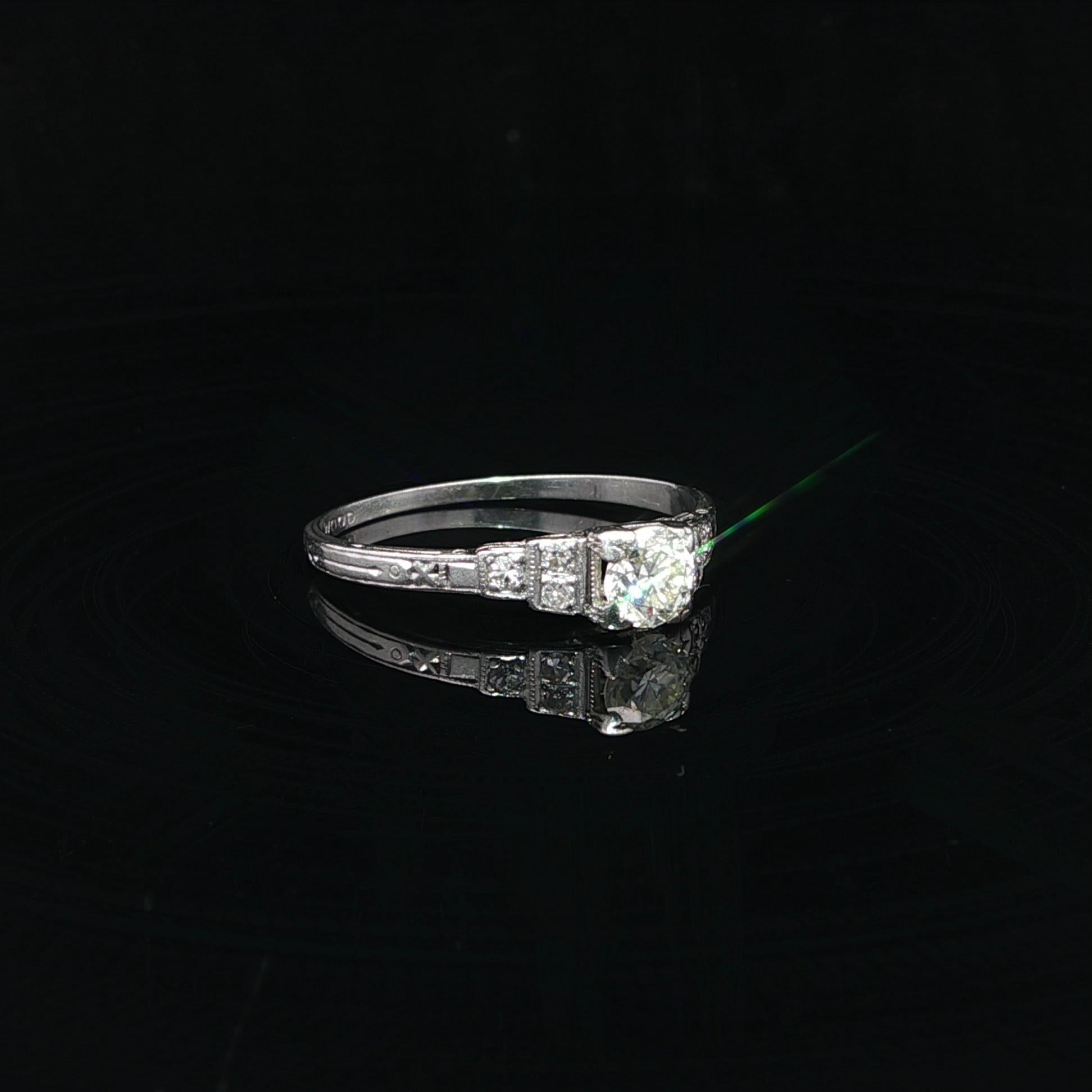 Anello in platino Art Deco 0,34ctw Old Cut Diamond Dainty Step Sides in vendita 4