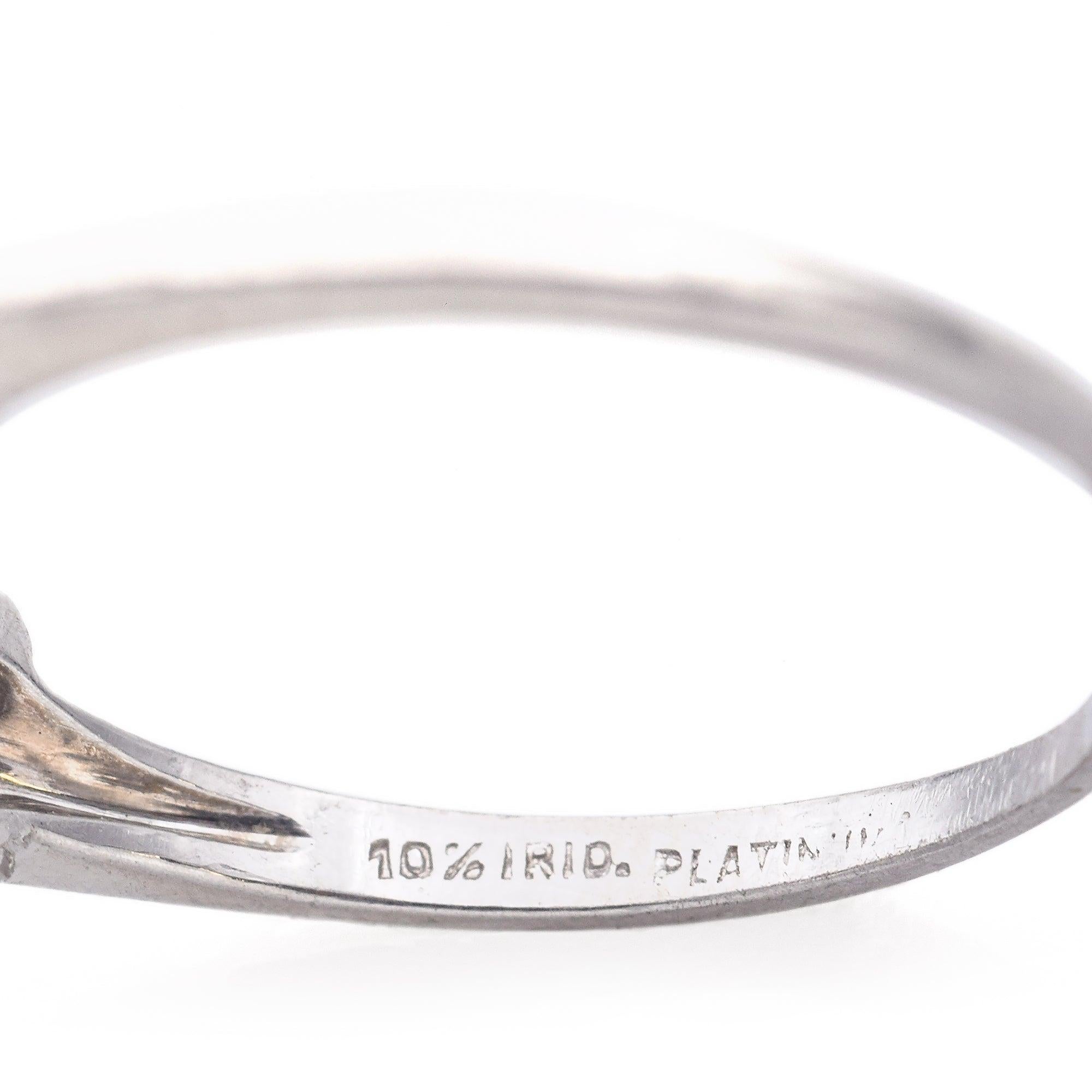 Anello di fidanzamento antico in platino Art Deco con diamante da 0,70tcw in vendita 1