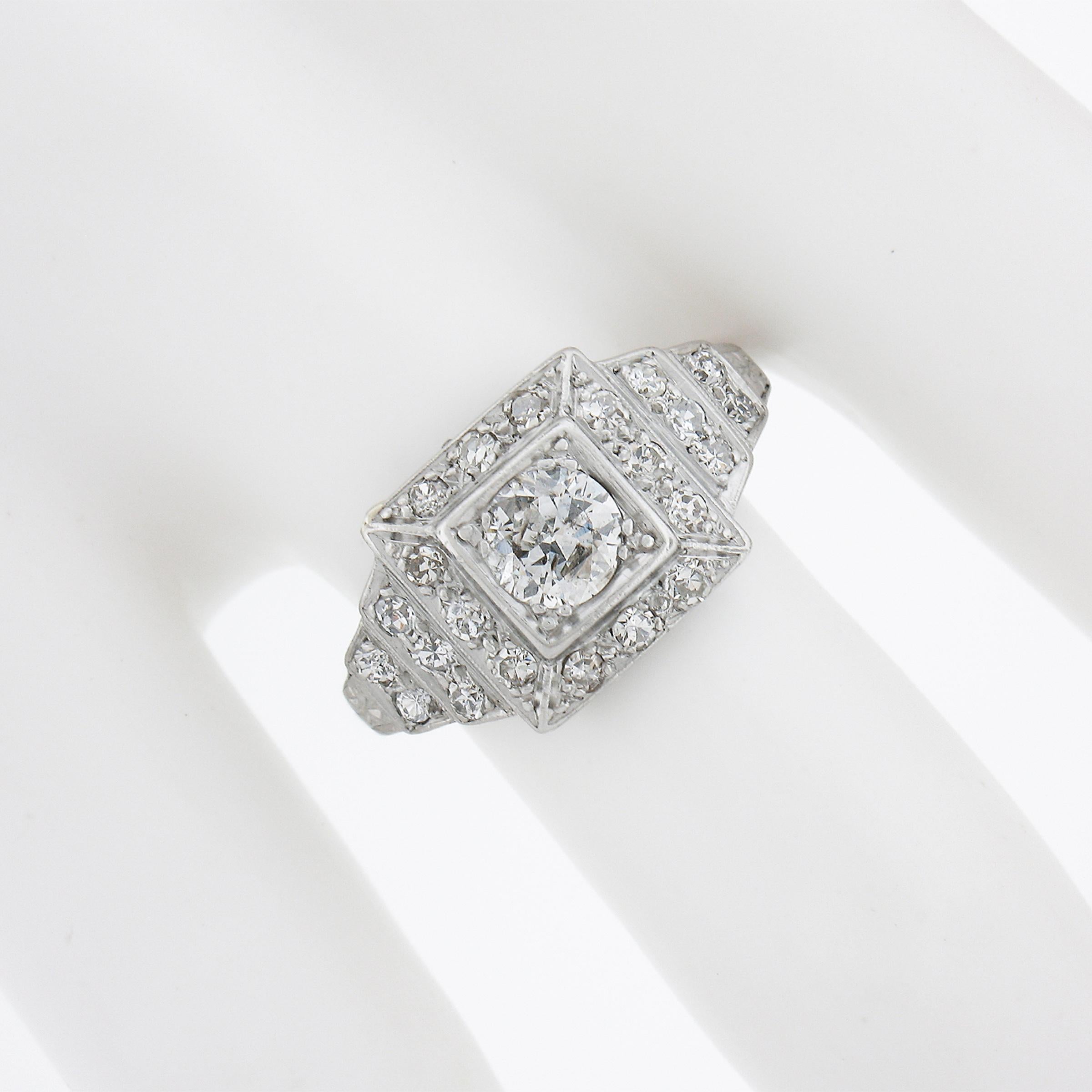 Antiker Art Deco Platin 0,79 Karat Altschliff Pavé gefasster Diamant Step Pyramidenring (Einfacher Schliff)