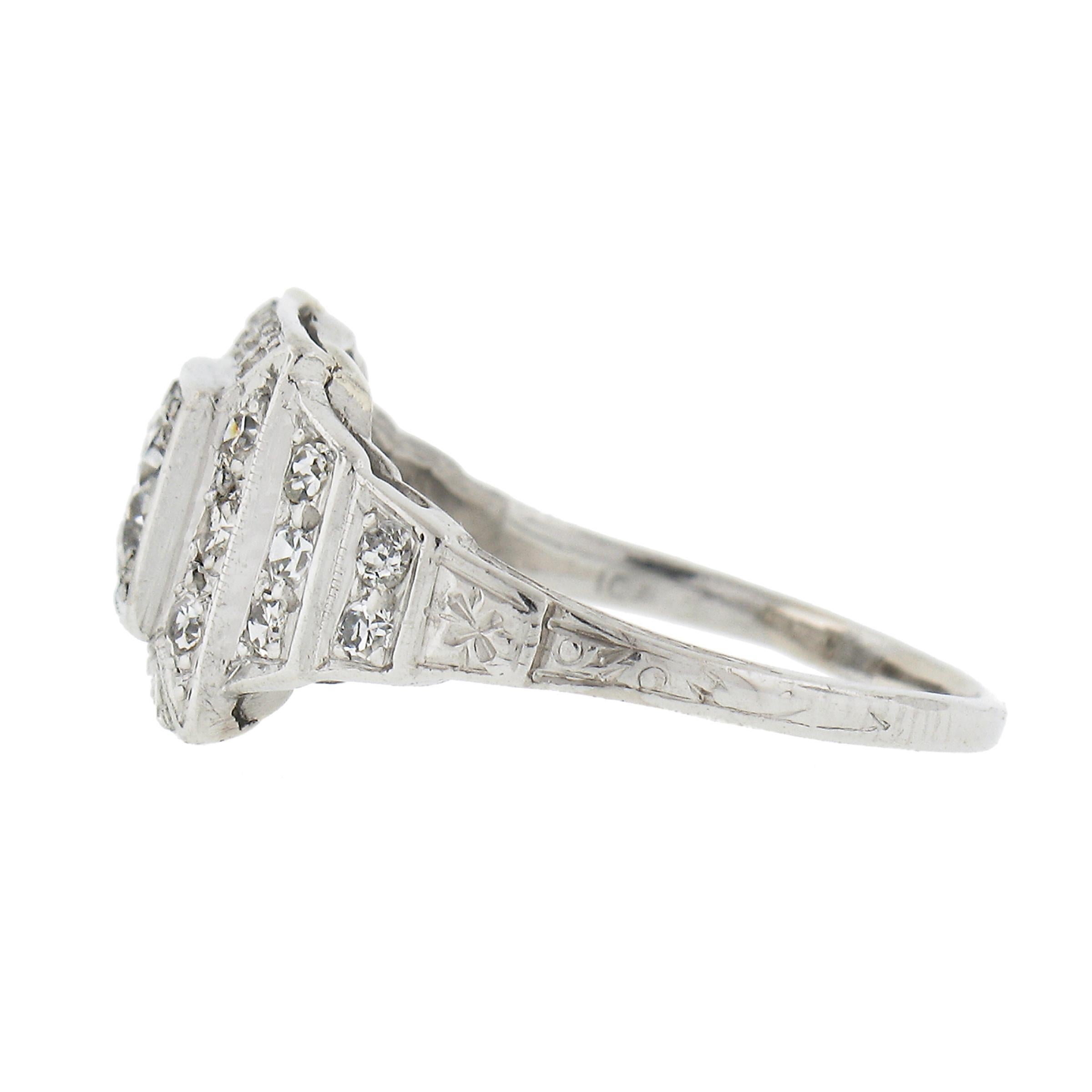 Antiker Art Deco Platin 0,79 Karat Altschliff Pavé gefasster Diamant Step Pyramidenring Damen