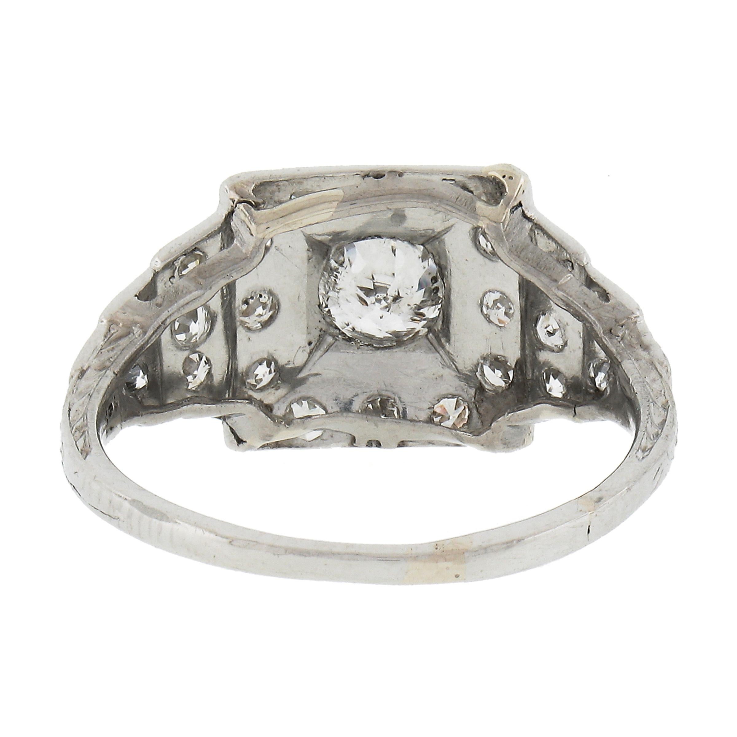 Antiker Art Deco Platin 0,79 Karat Altschliff Pavé gefasster Diamant Step Pyramidenring 1