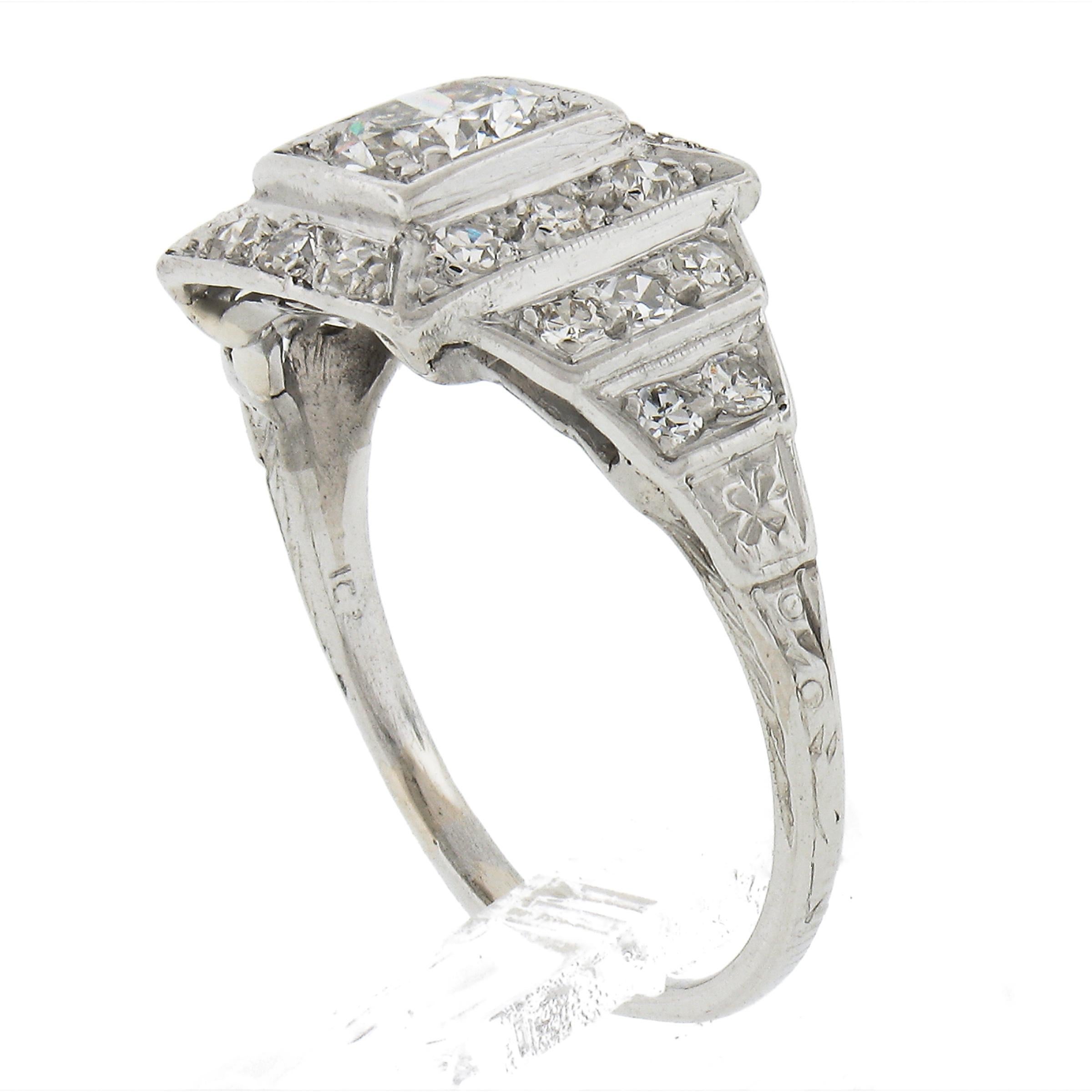 Antiker Art Deco Platin 0,79 Karat Altschliff Pavé gefasster Diamant Step Pyramidenring 3