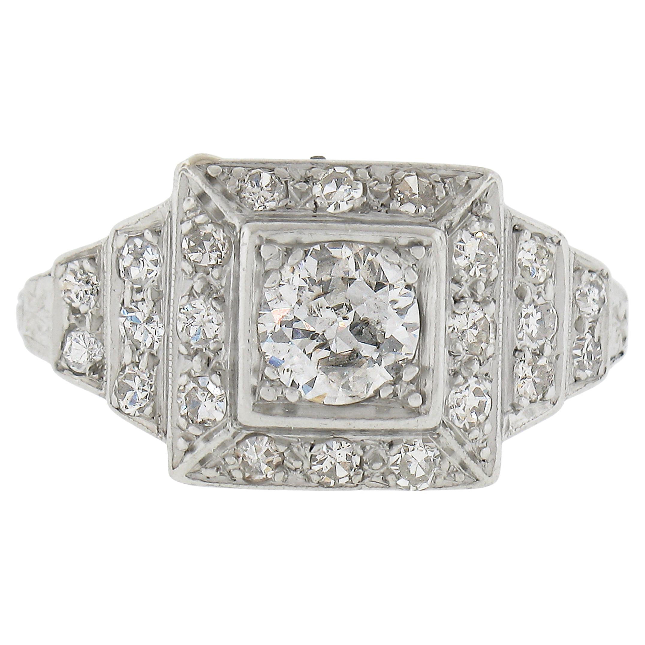 Antiker Art Deco Platin 0,79 Karat Altschliff Pavé gefasster Diamant Step Pyramidenring