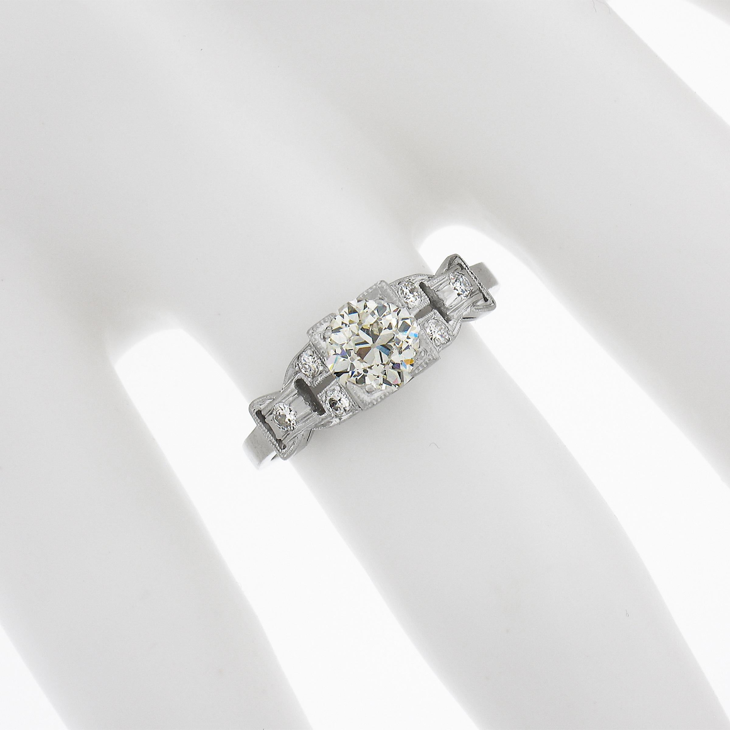 Bague Art déco ancienne style boucle latérale en platine avec diamants européens 0,92 carat Excellent état - En vente à Montclair, NJ