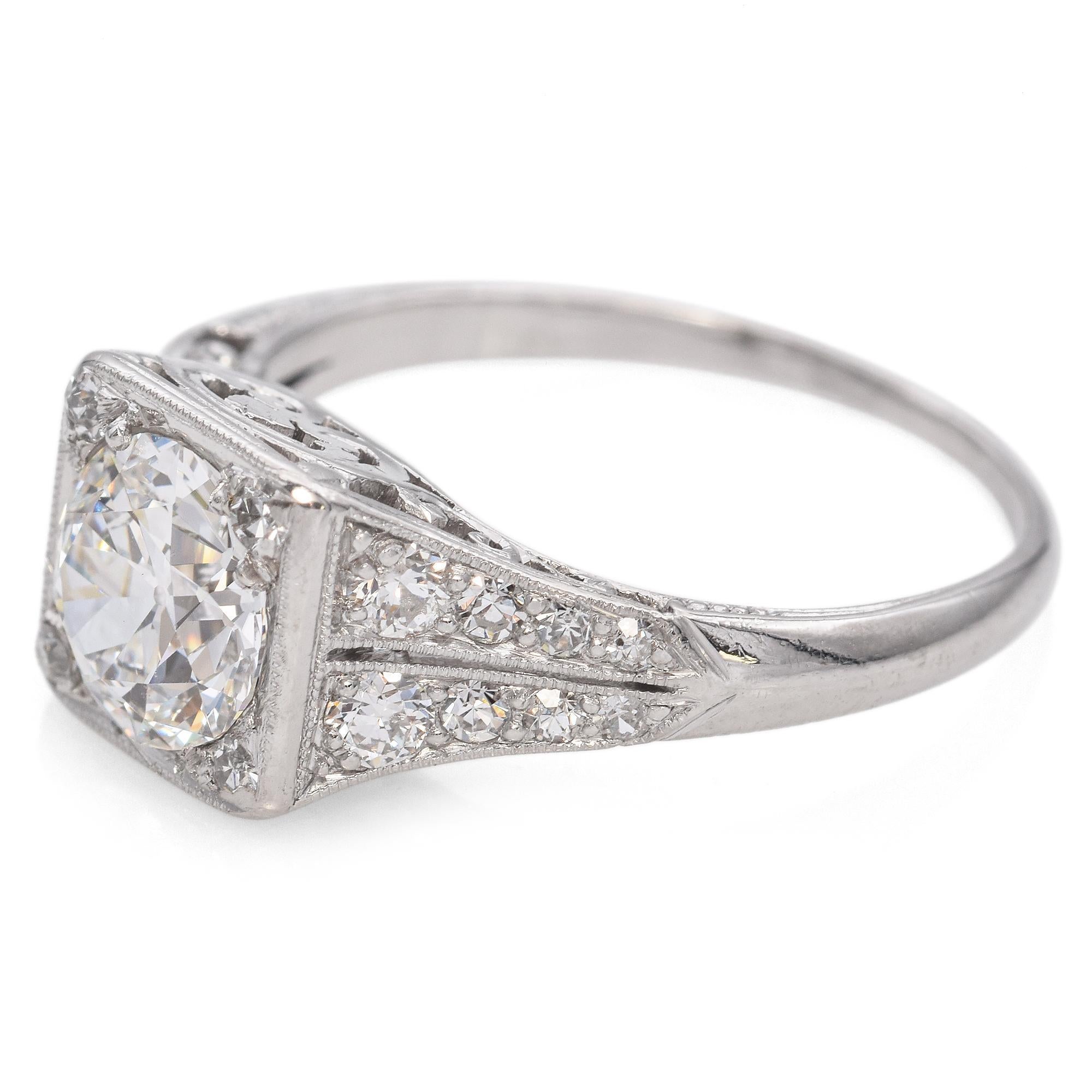 Anello di fidanzamento antico in platino Art Deco da 0,96 carati E VS1 con diamante GIA In condizioni buone in vendita a New York, NY