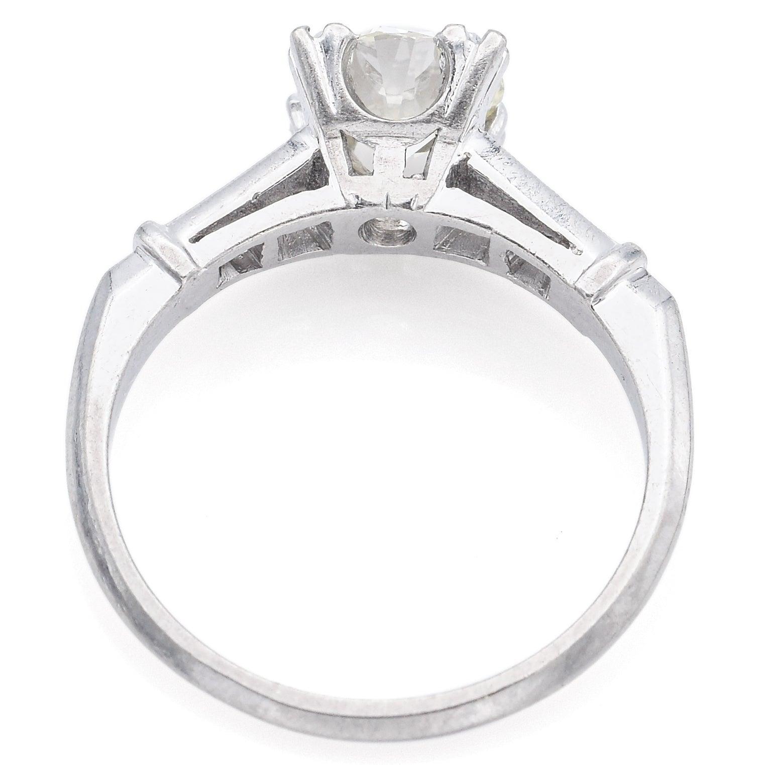 Bague Art déco ancienne en platine avec diamant 1,14 TCW, taille 6 en vente 1