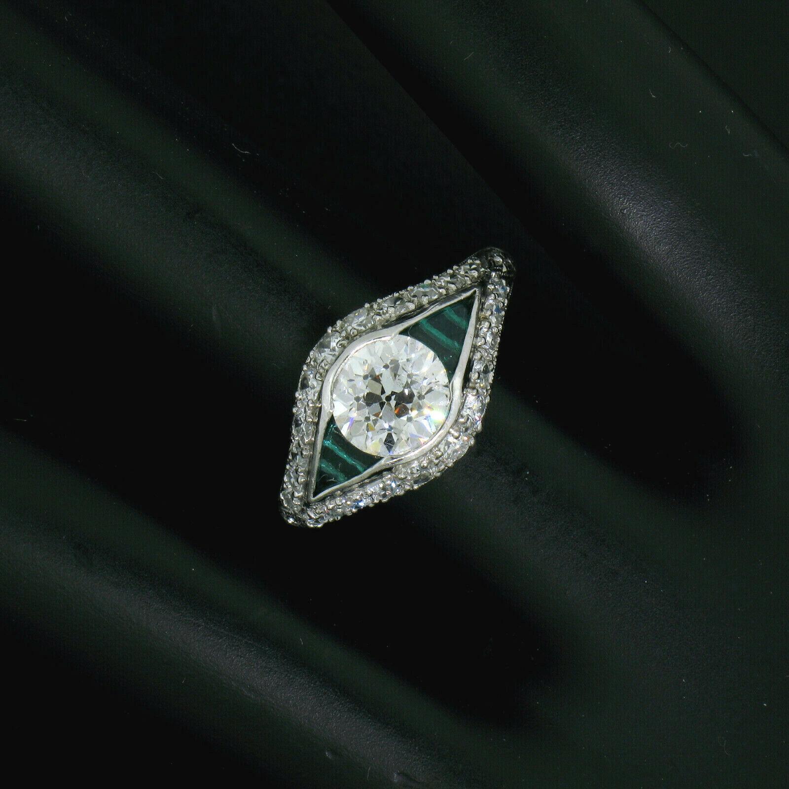 Antique Art Deco Platinum 1.65 Carat Old European Diamond and Emerald Ring In Good Condition In Montclair, NJ