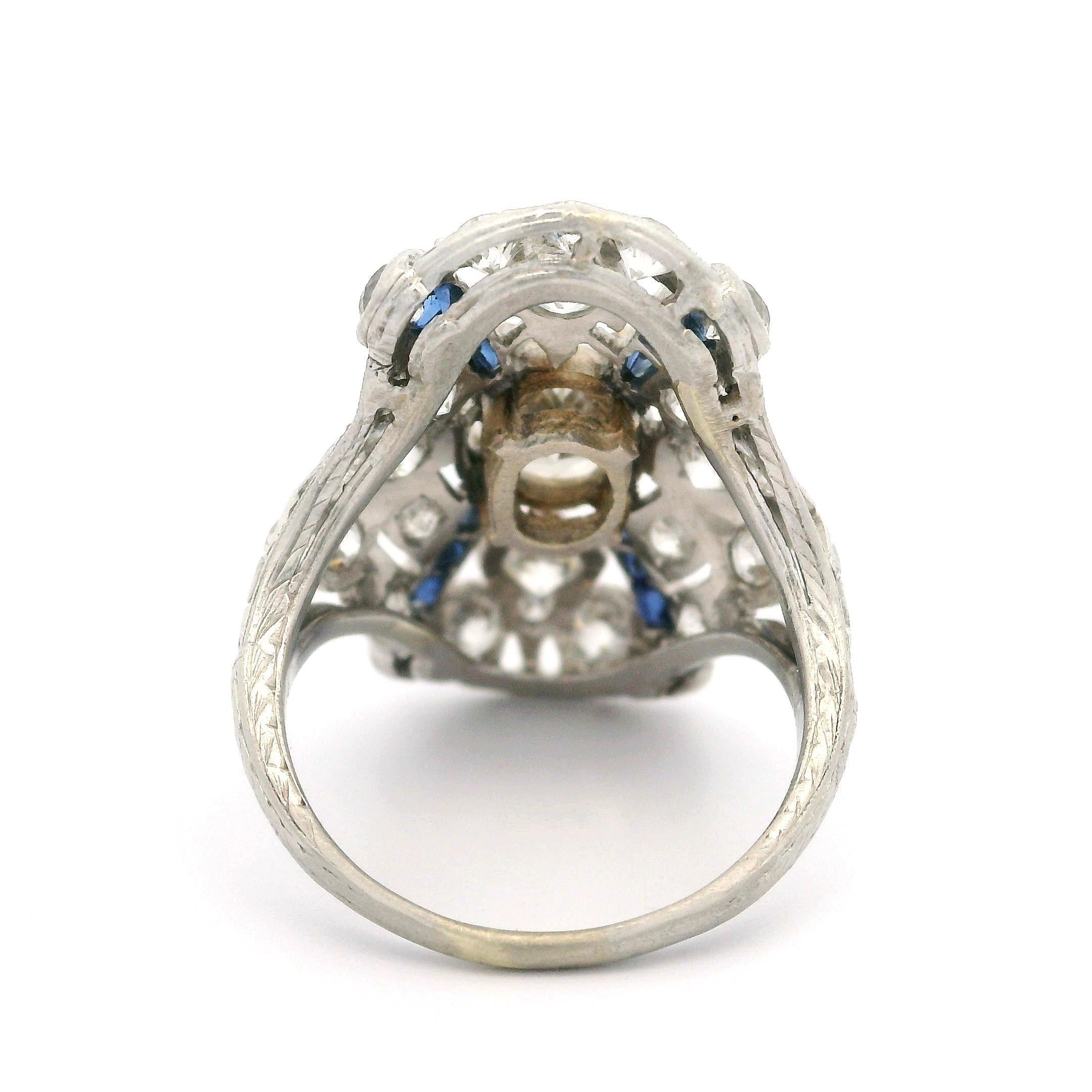Antiker Art Deco Platin 2,51 Karat Saphir & Diamant Cocktail-Essteller-Ring im Angebot 4