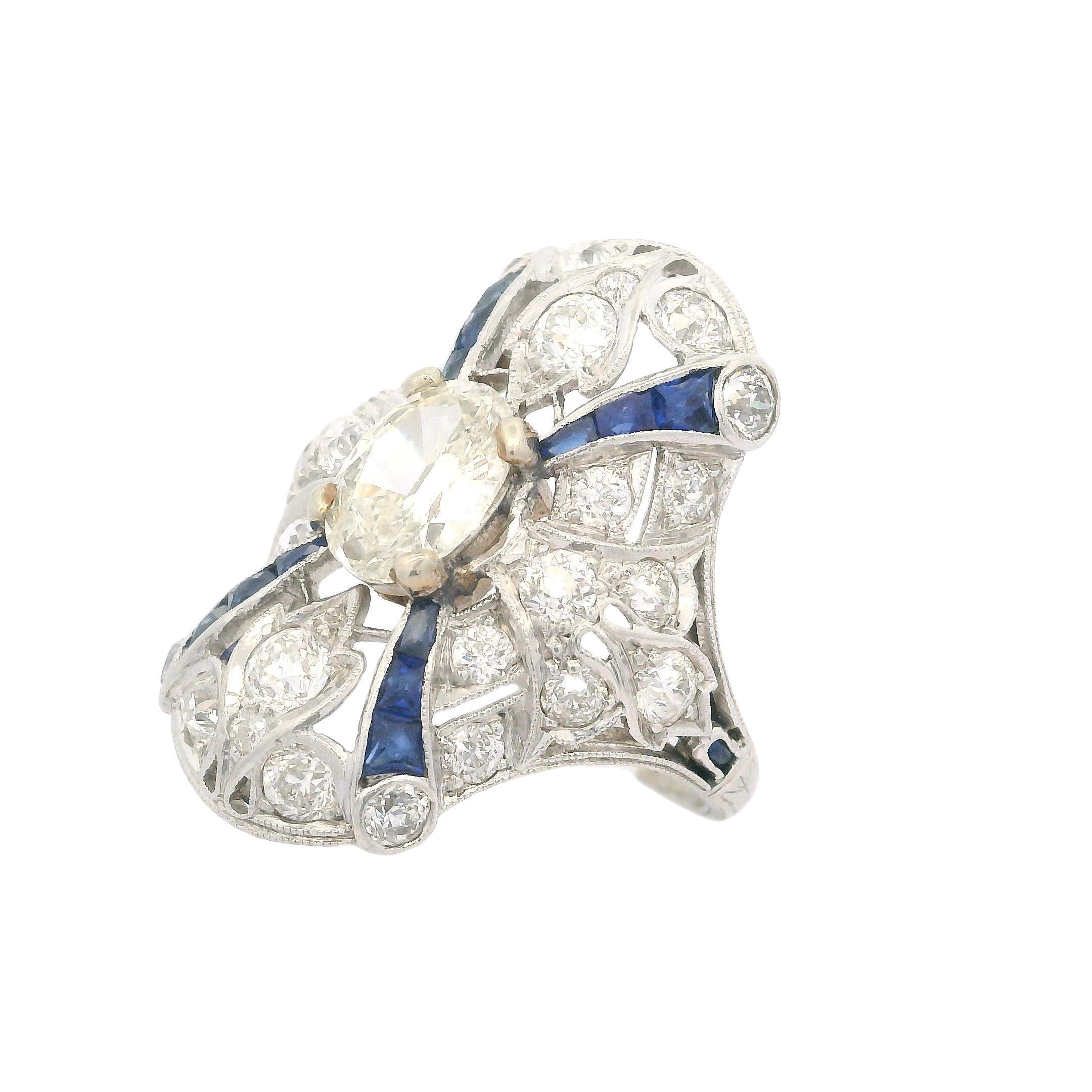 Antique Art Deco Platinum 2.51ctw Sapphire & Diamond Cocktail Dinner Ring In Good Condition For Sale In Montclair, NJ
