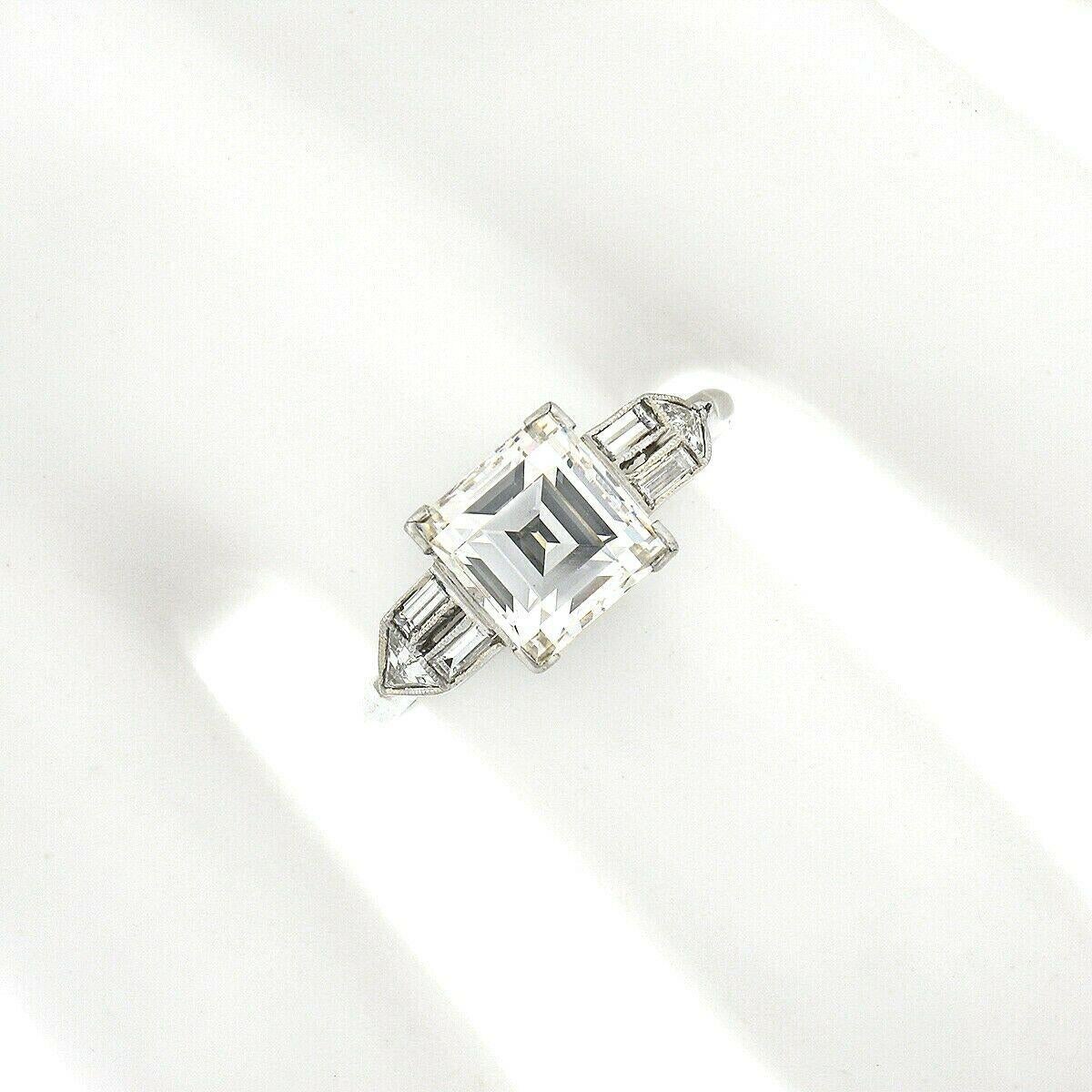 Antique Art Deco Platinum 2.52ctw GIA Square Step Cut Diamond Engagement Ring In Good Condition In Montclair, NJ