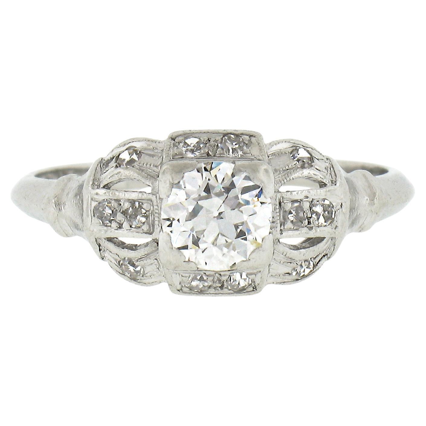 Bague de fiançailles ou de promesse ancienne en platine de 0,62ctw de diamant de l'ancienne Europe