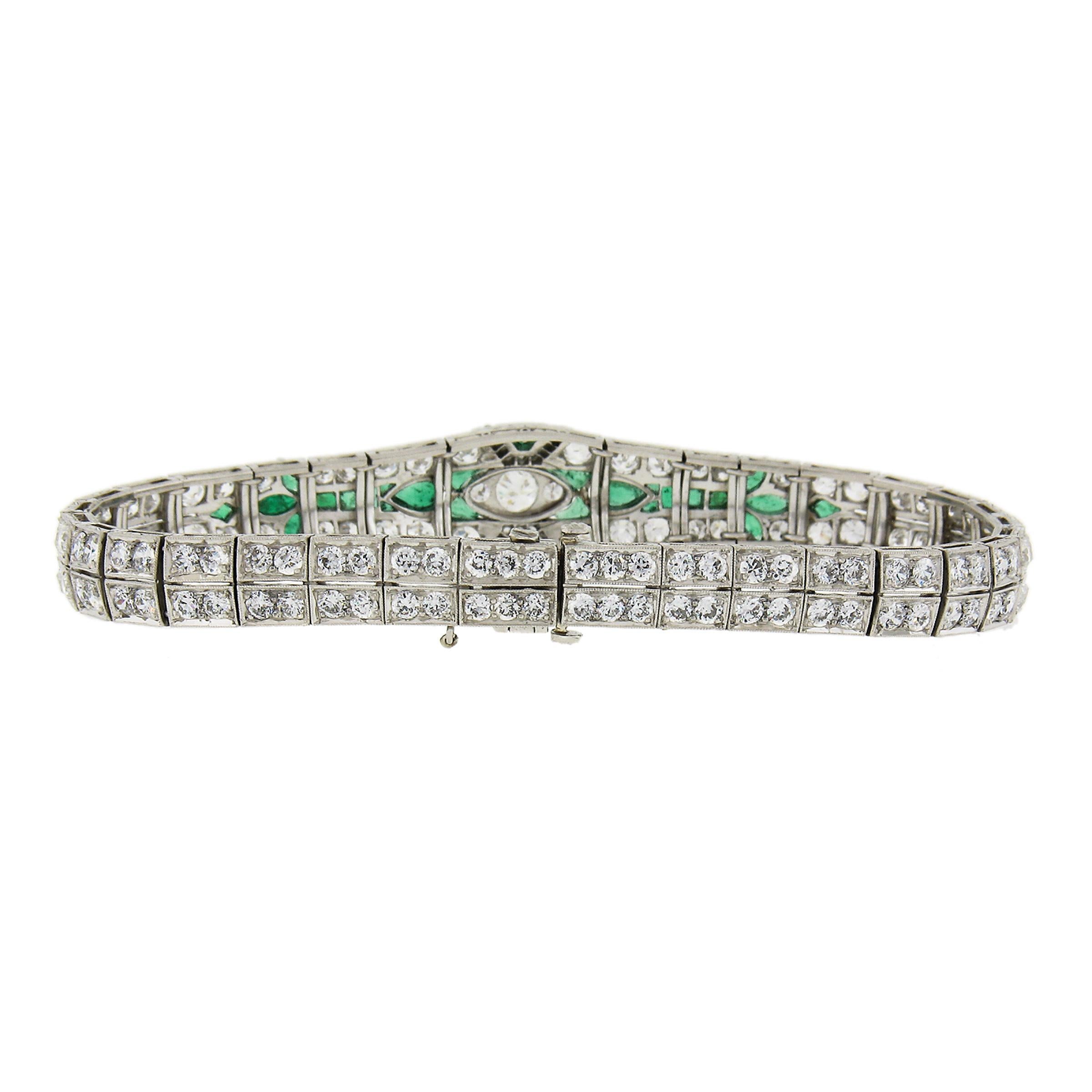 Women's Antique Art Deco Platinum 9.5ctw Old European Diamond & Emerald Flower Bracelet For Sale