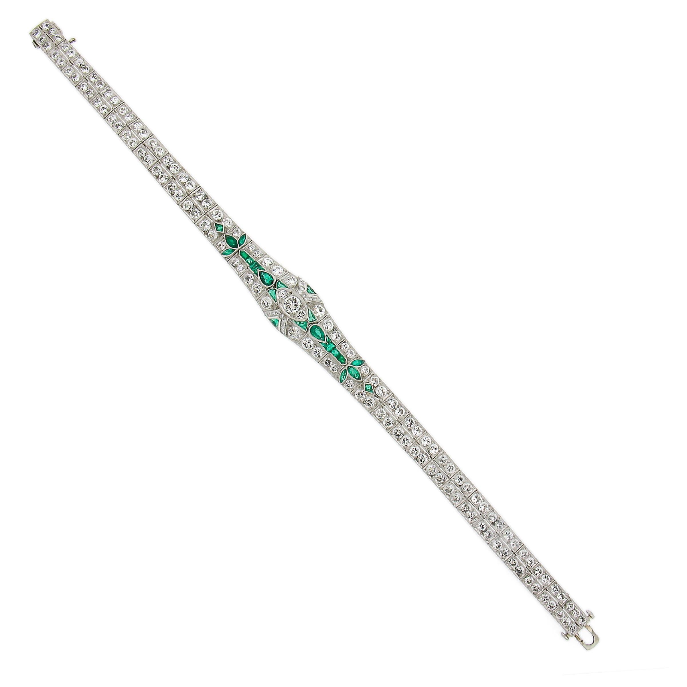 Antique Art Deco Platinum 9.5ctw Old European Diamond & Emerald Flower Bracelet For Sale 2