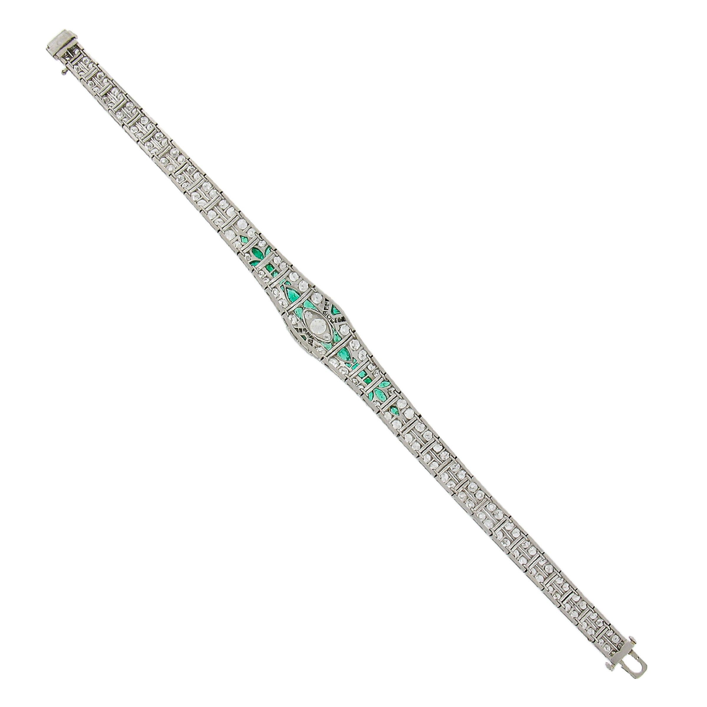 Antique Art Deco Platinum 9.5ctw Old European Diamond & Emerald Flower Bracelet For Sale 3