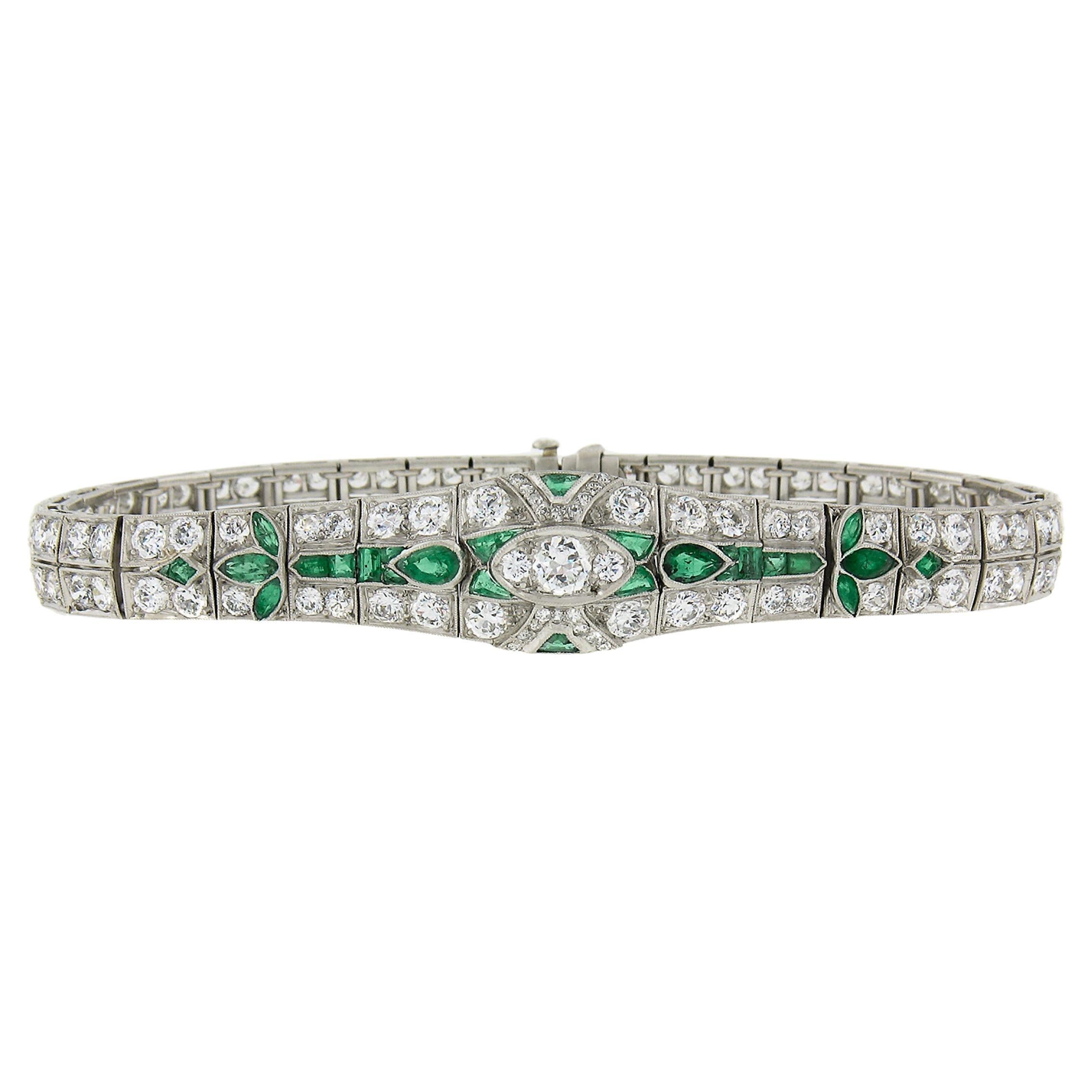 Antique Art Deco Platinum 9.5ctw Old European Diamond & Emerald Flower Bracelet For Sale