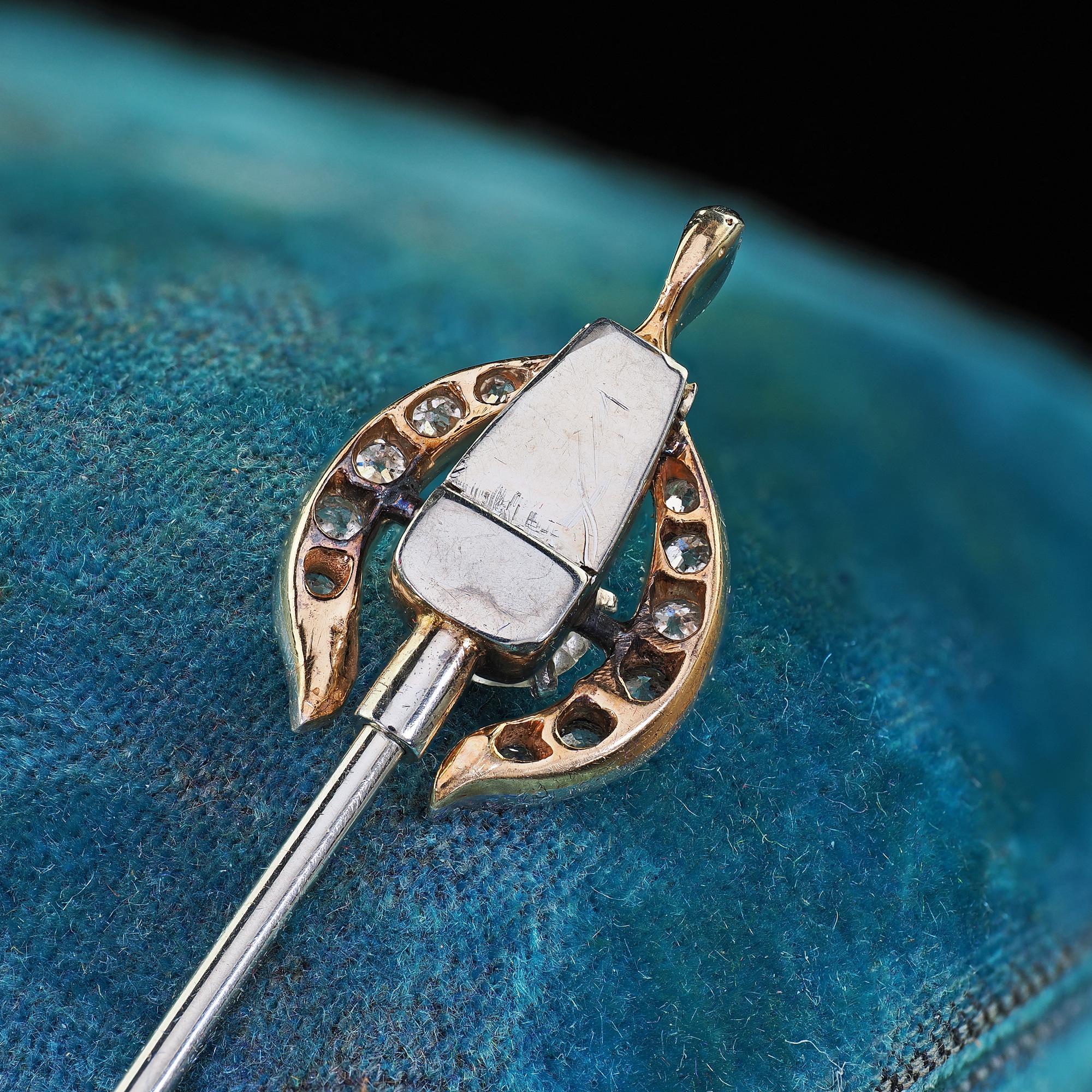 Antike Art Deco Platin und Gold Alte Euro Diamant und Onyx Jabot Pin (Cabochon) im Angebot