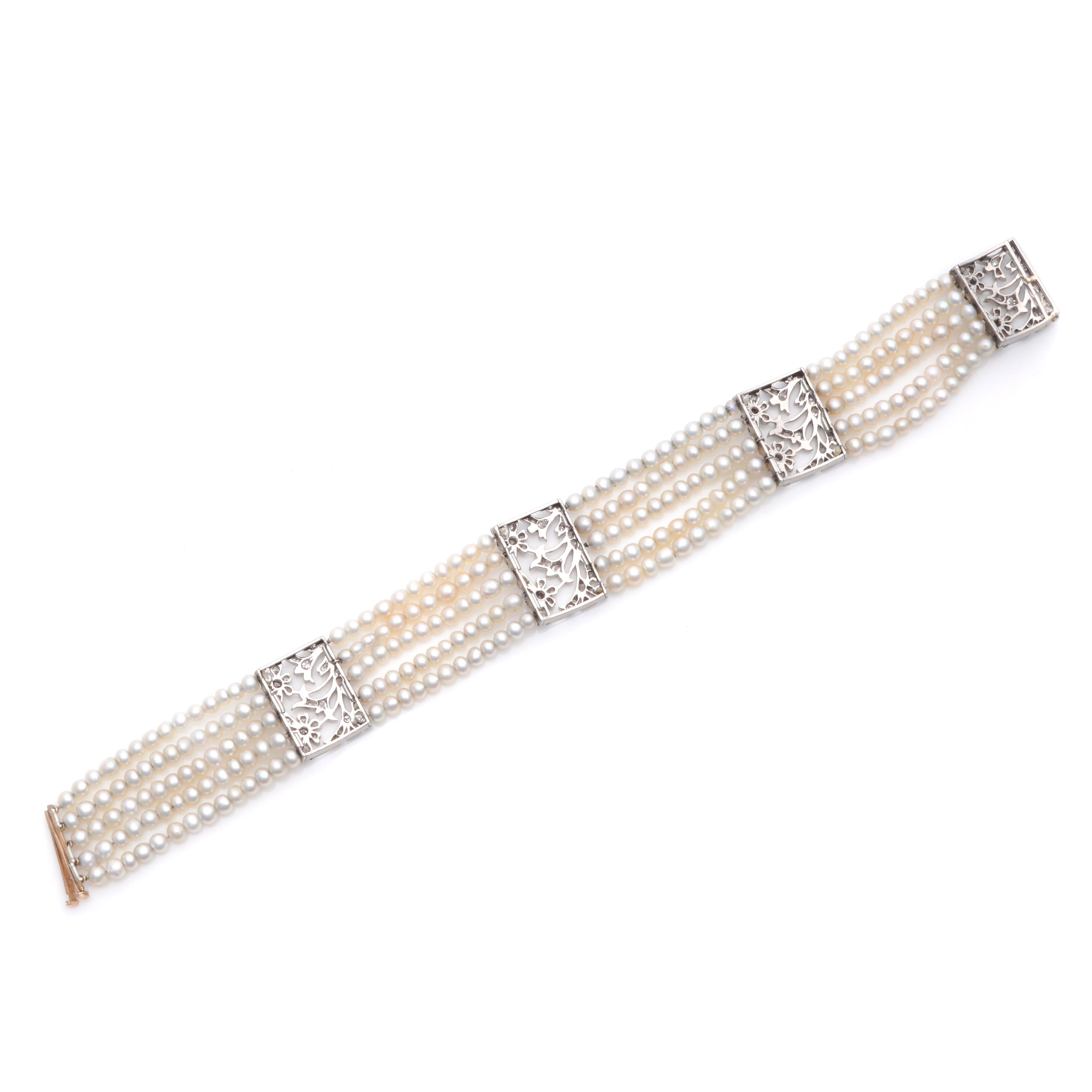 Antique Art Deco Platinum and Natural Pearl Bracelet In Good Condition For Sale In Braintree, GB
