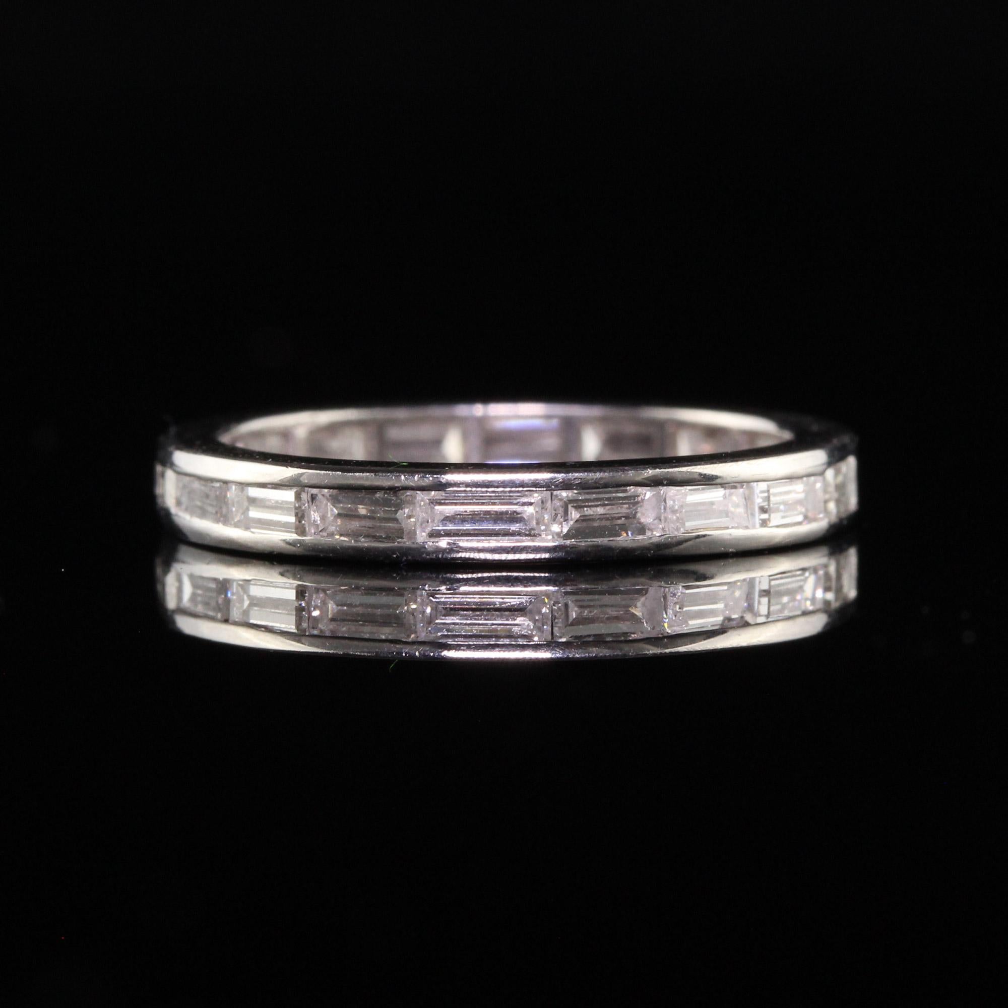 Antique Art Deco Platinum Baguette Diamond Eternity Band In Good Condition For Sale In Great Neck, NY