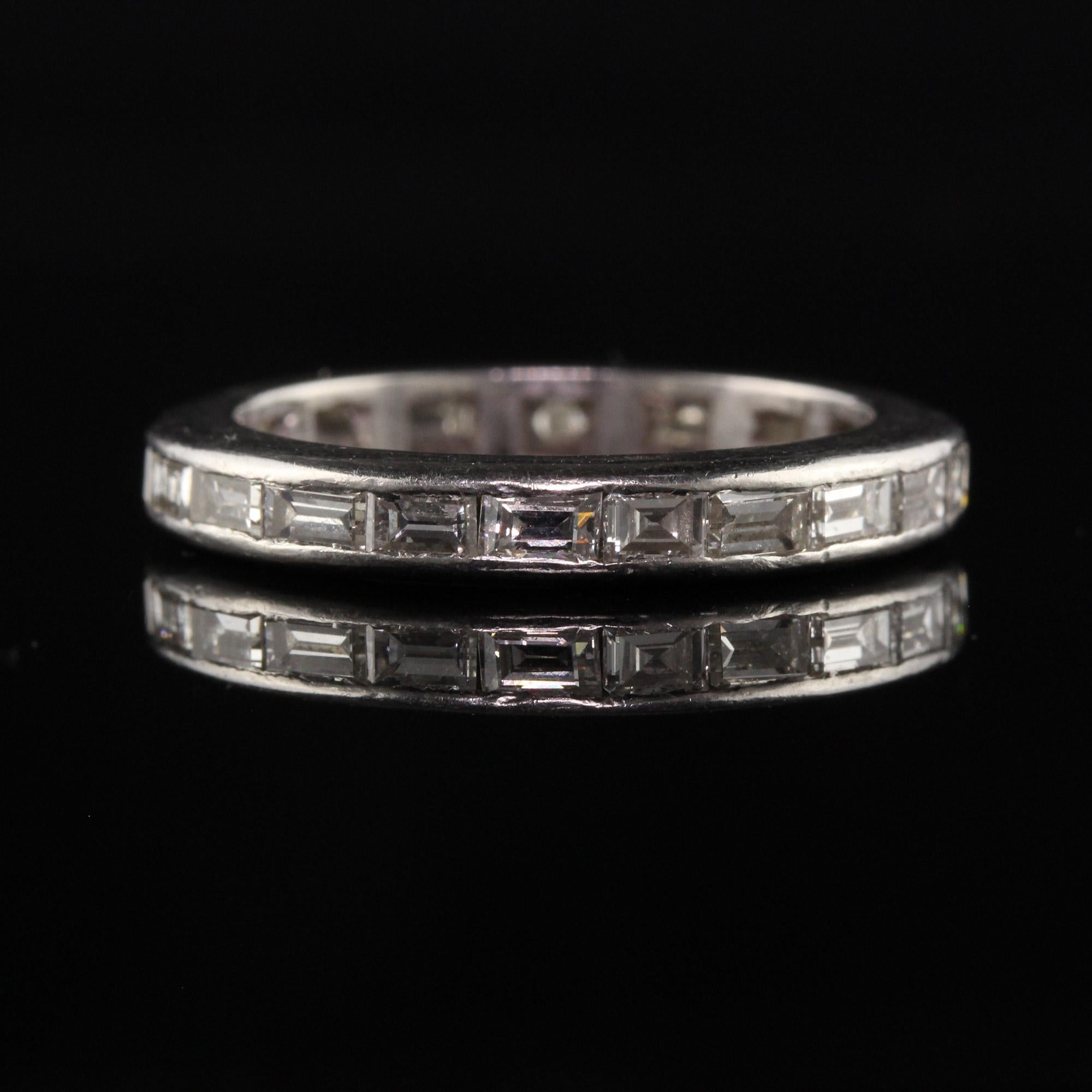 Antique Art Deco Platinum Baguette Diamond Eternity Band In Good Condition For Sale In Great Neck, NY
