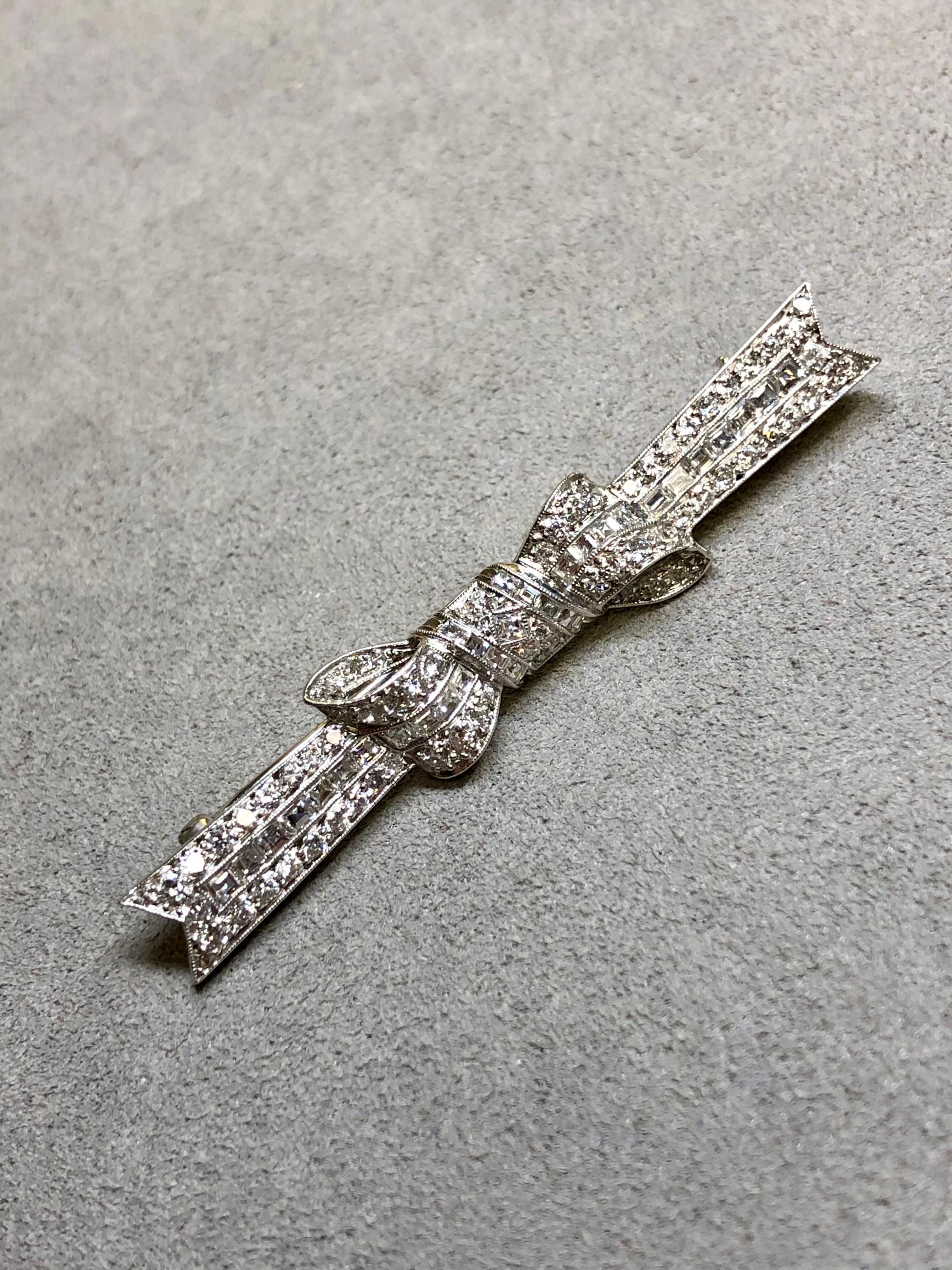 Old European Cut Antique Art Deco Platinum Carre Mine Cut Diamond Bow Pin Brooch 3ctw G Vs For Sale