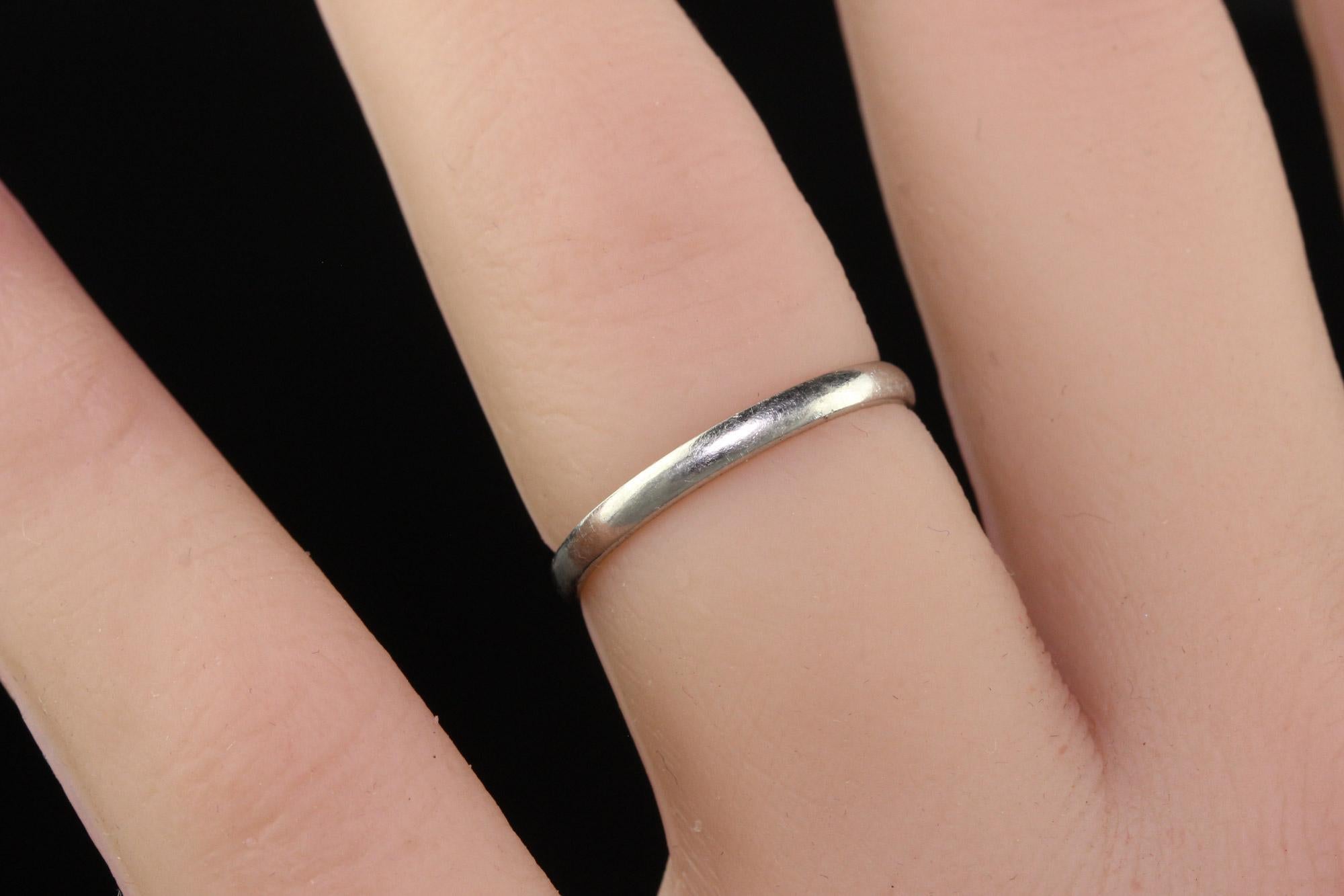 Antike Art Deco Platin Classic Thin Wedding Band - Größe 5 1/4 im Angebot 3