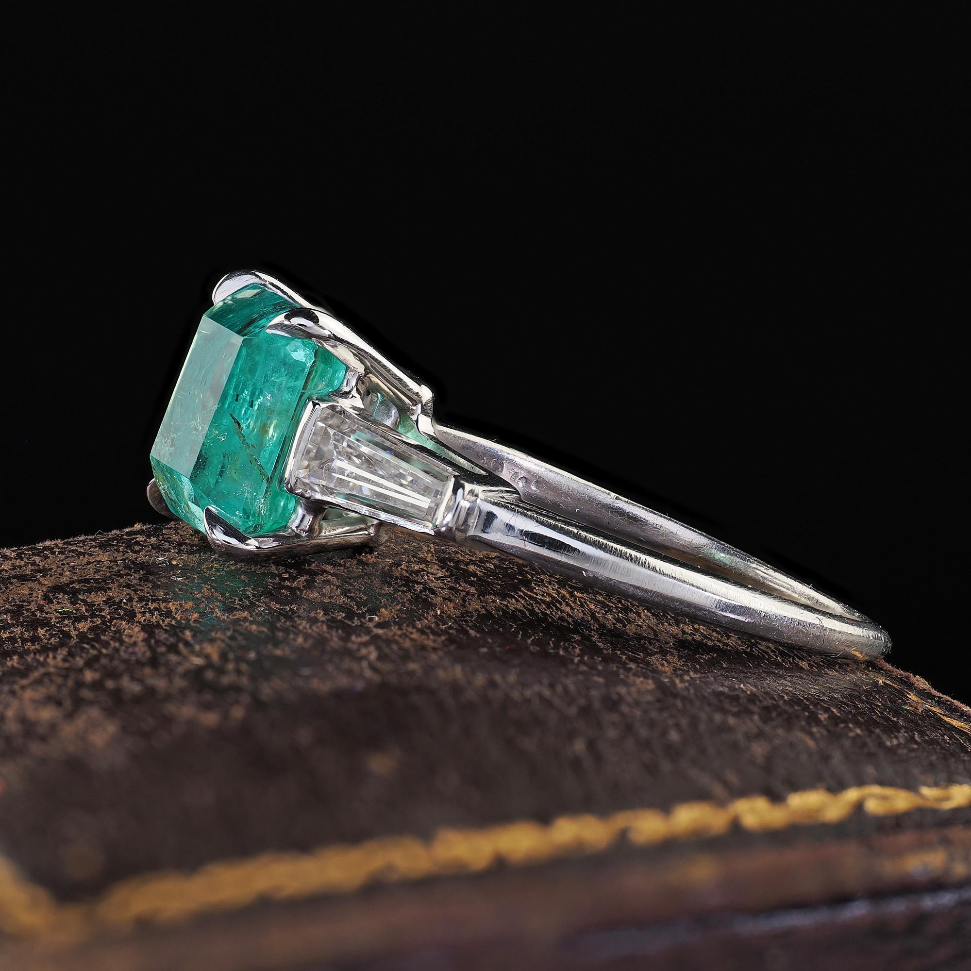 Women's Antique Art Deco Platinum Colombian Emerald and Diamond Engagement Ring