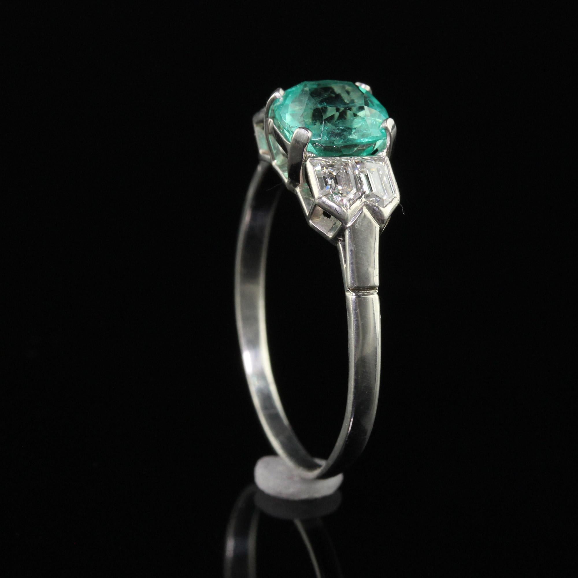 Antique Art Deco Platinum Colombian Emerald and Diamond Engagement Ring For Sale 2