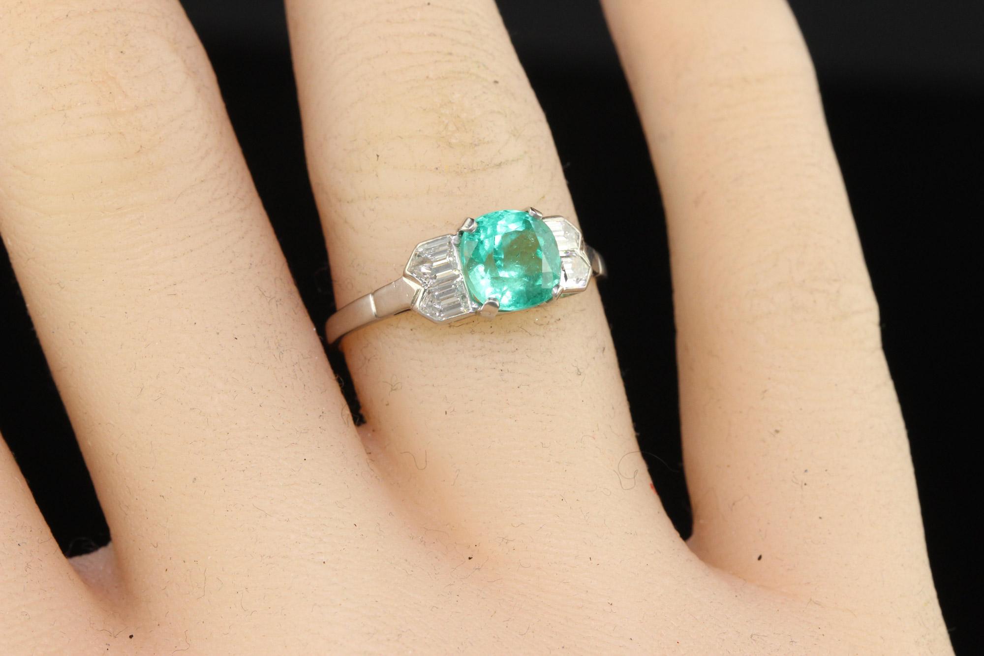 Antique Art Deco Platinum Colombian Emerald and Diamond Engagement Ring For Sale 3