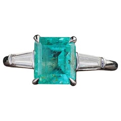 Antique Art Deco Platinum Colombian Emerald and Diamond Engagement Ring