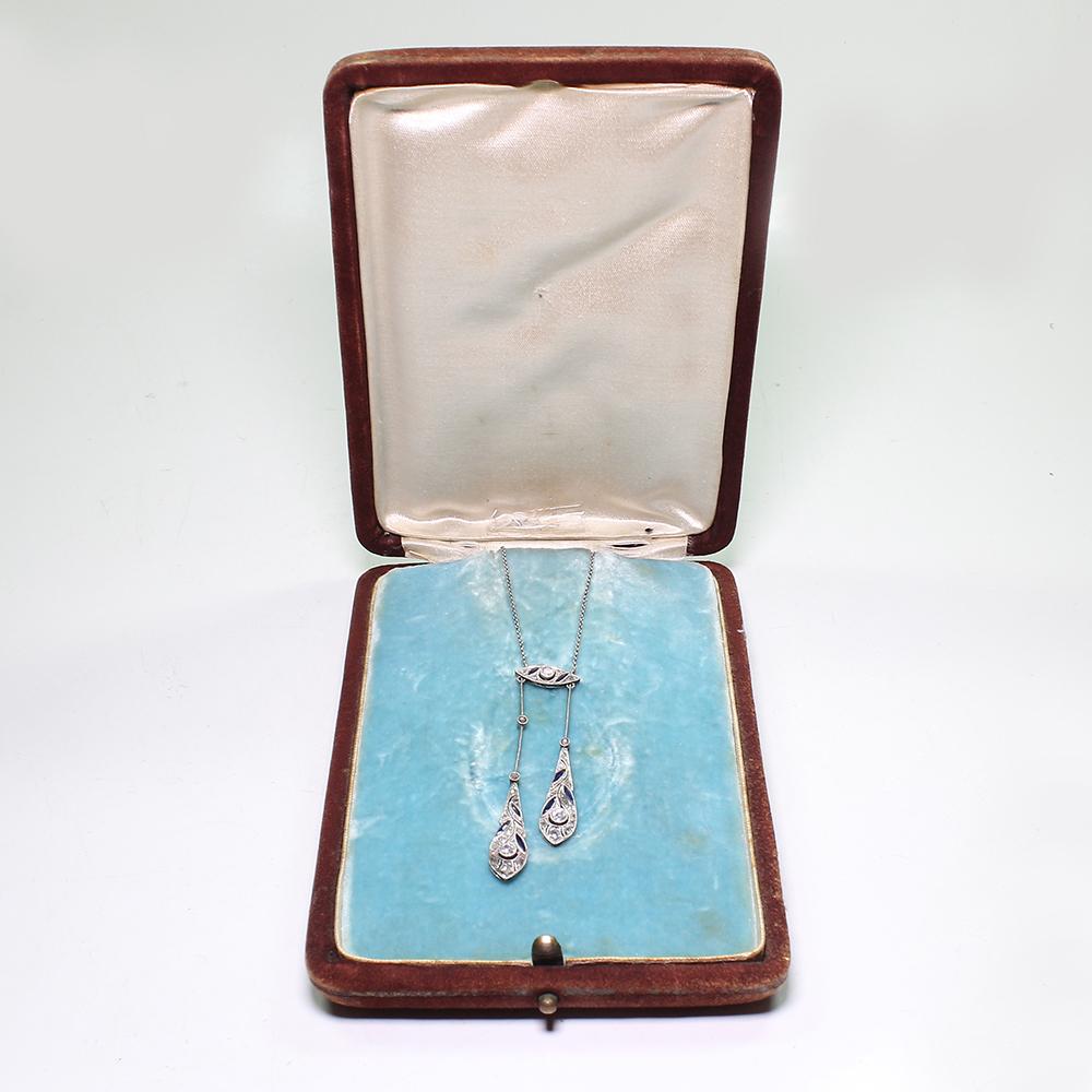 Antique Art Deco Platinum Diamond and Sapphire Necklace In New Condition In Miami, FL