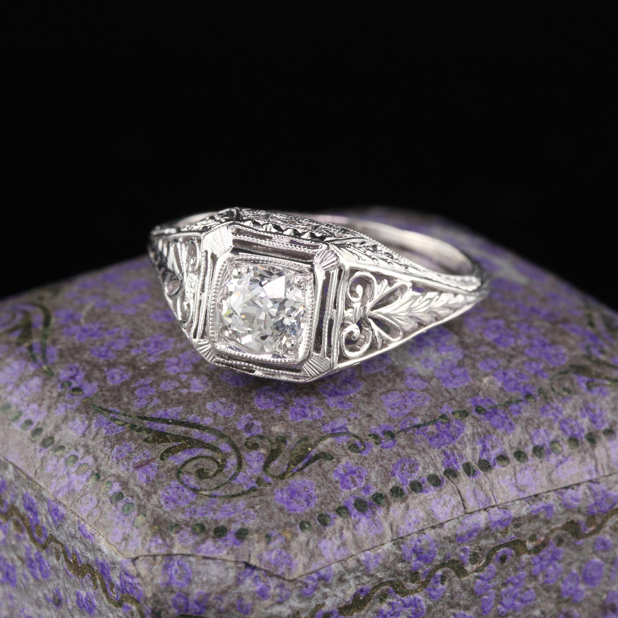 Beautiful Art Deco Platinum Engagement ring with a old european cut diamond in the center and exquisite filigree & engraving work all around.

#R0174

Metal: Platinum

Weight: 3.5 Grams

Total Diamond Weight: 0.50 ct old europan cut diamond

Diamond