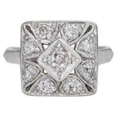 Anello di diamanti in platino in stile antico Art Deco