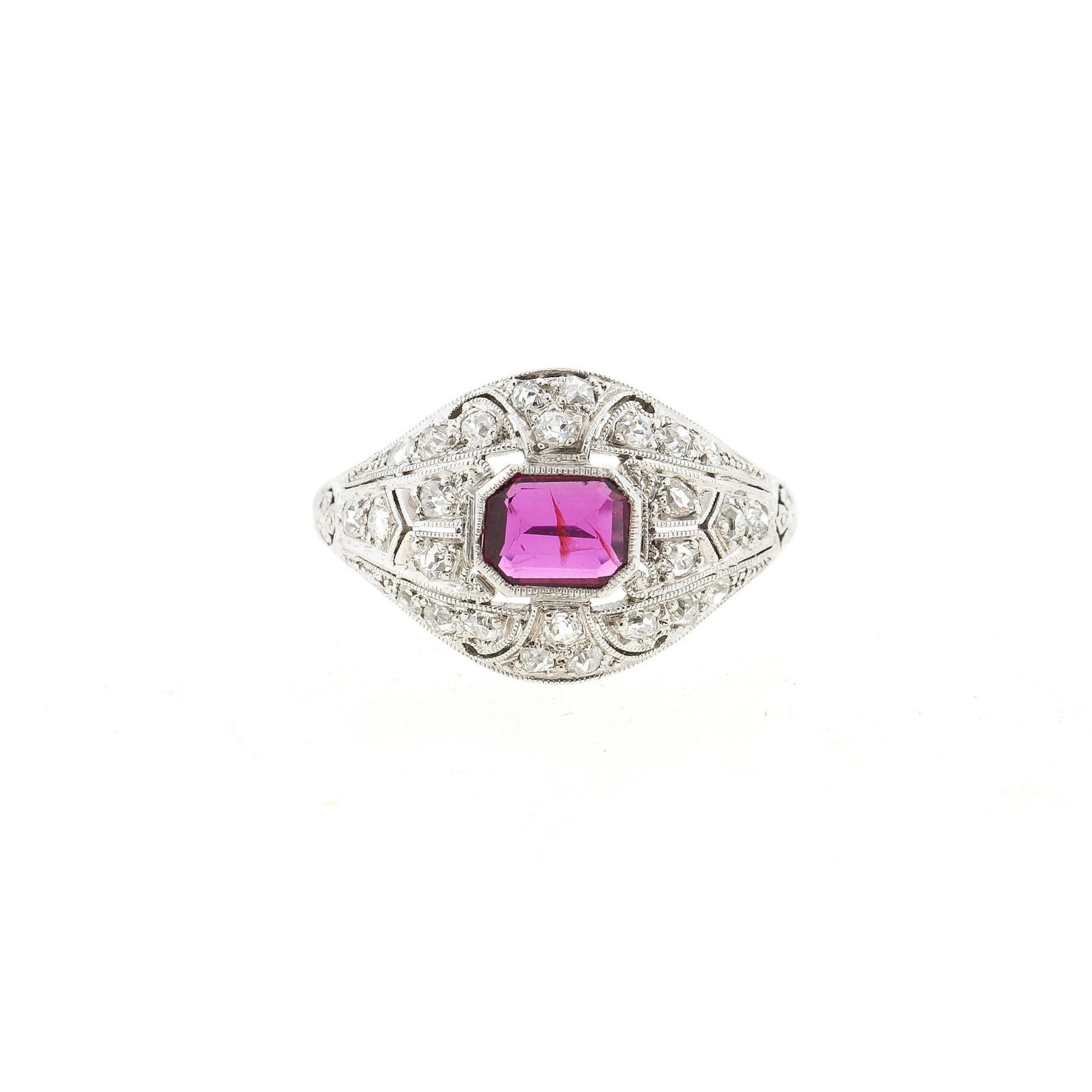 Antique Art Deco Platinum Diamond Ruby Ring In Good Condition For Sale In New York, NY
