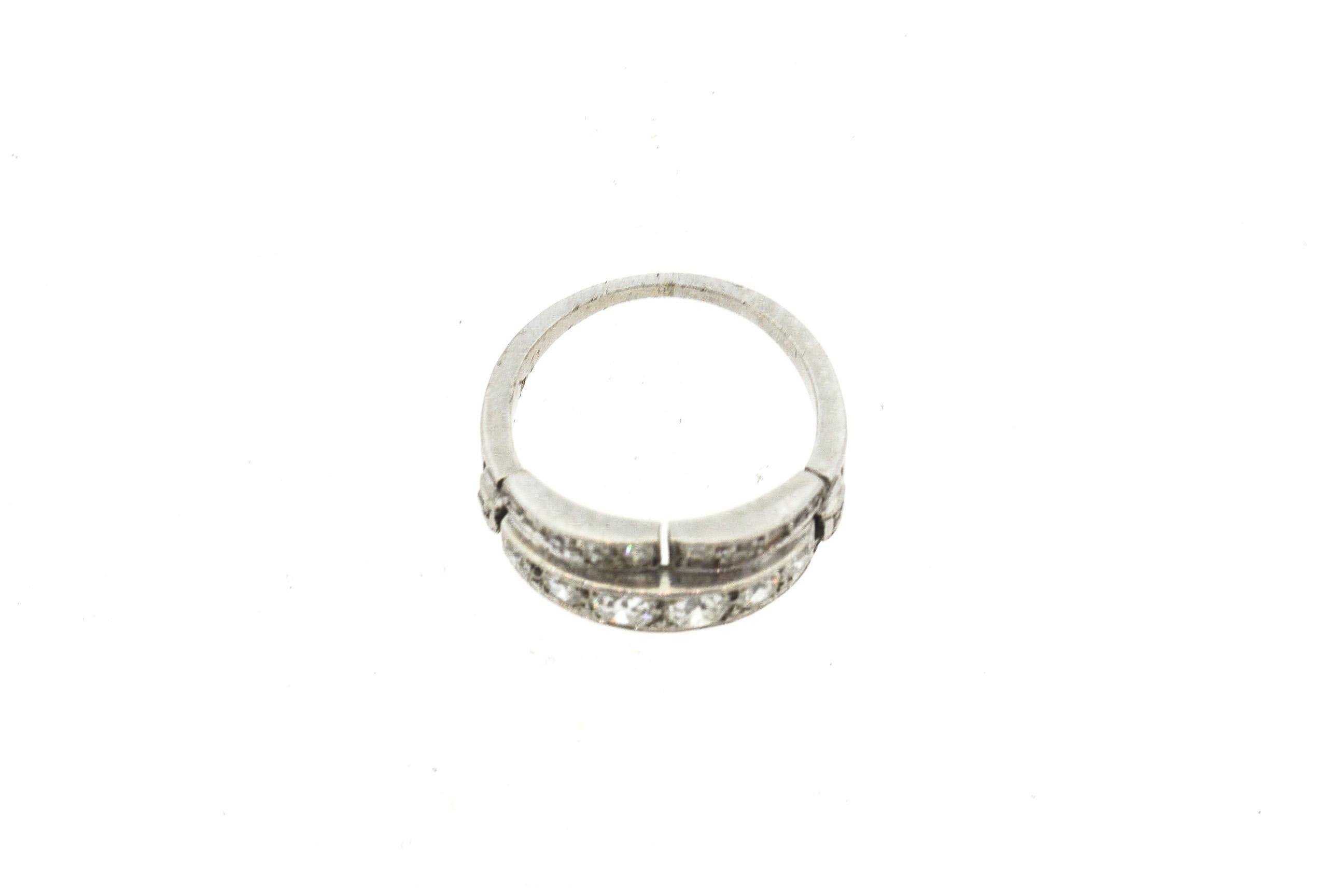 Antique Art Deco Platinum Diamond Saddle Ring In Good Condition For Sale In New York, NY
