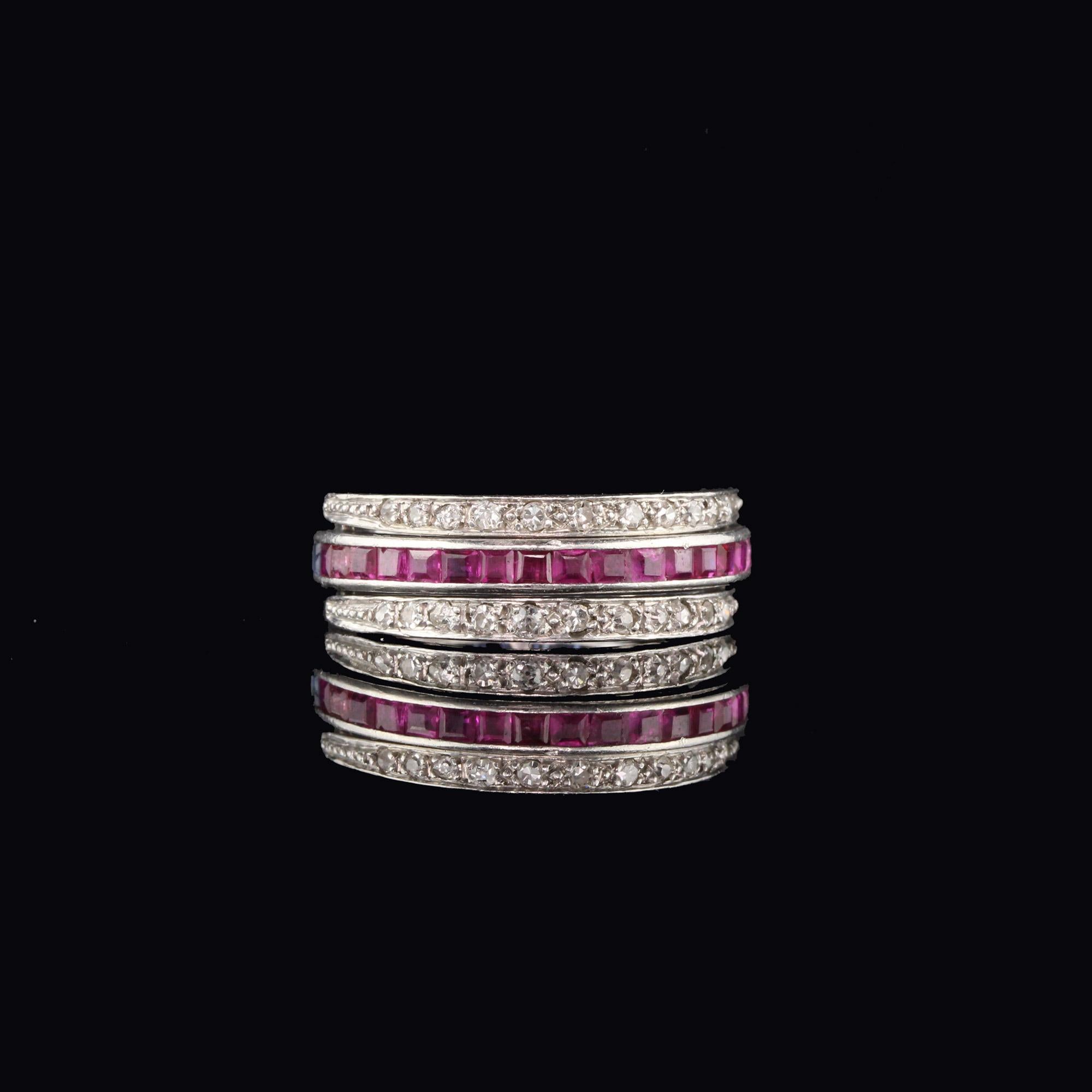 Antiker antiker Art Deco Platin Diamant, Saphir und Rubin Flip Ring - Größe 6,25 im Angebot 1