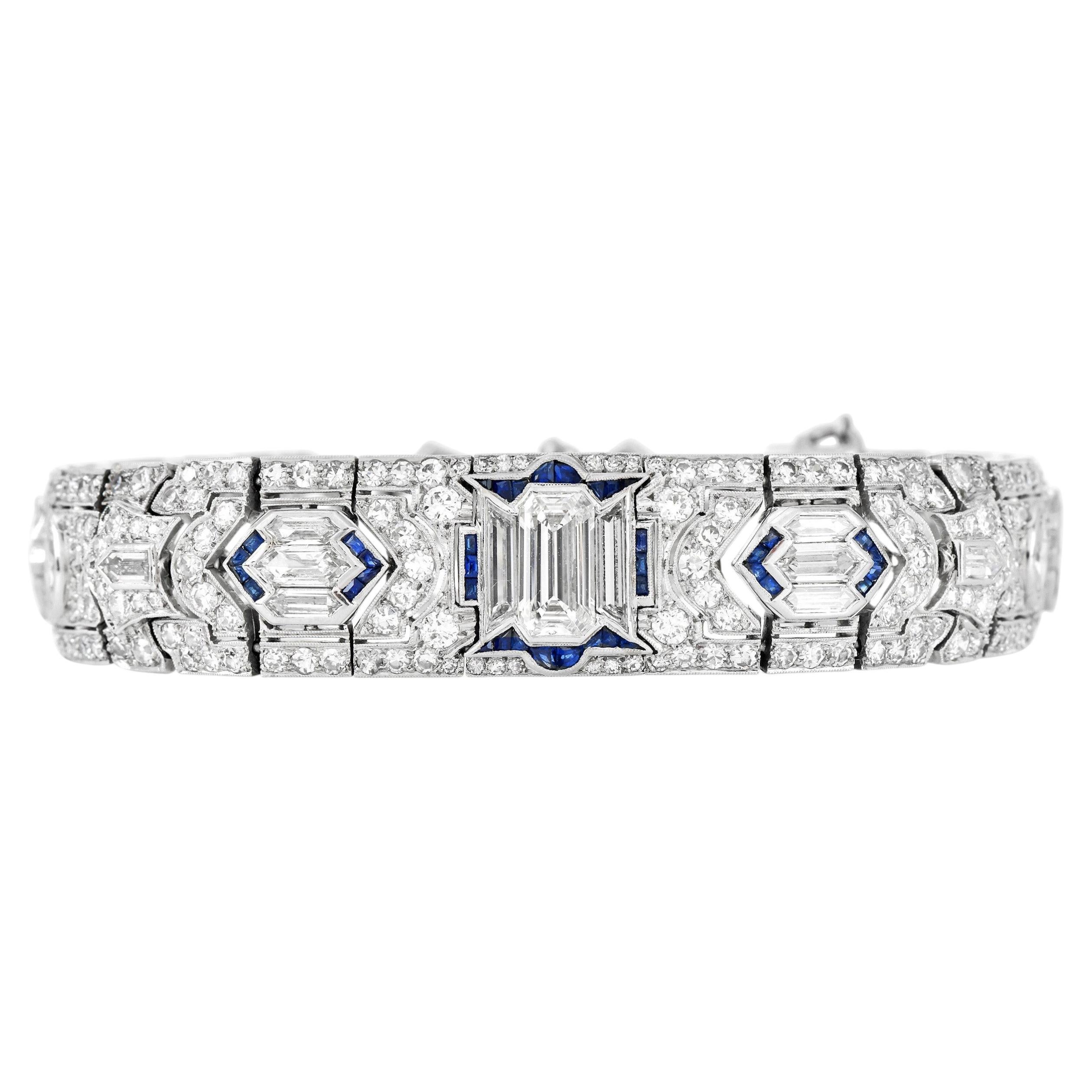 Bracciale antico Art Deco di platino con diamanti e zaffiri in vendita