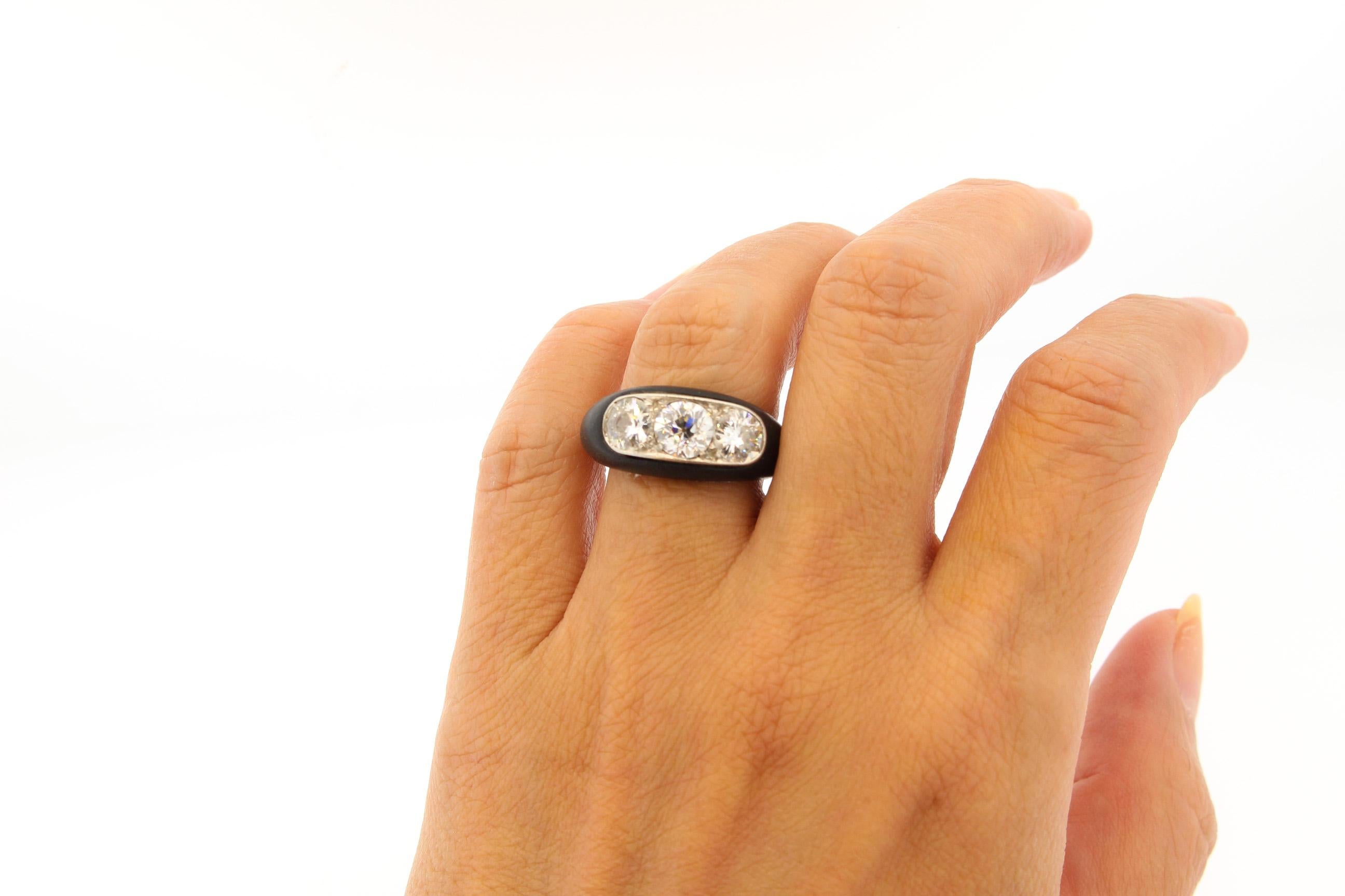 Antique Art Deco Platinum Ebony Three-Stone Diamond Ring 3
