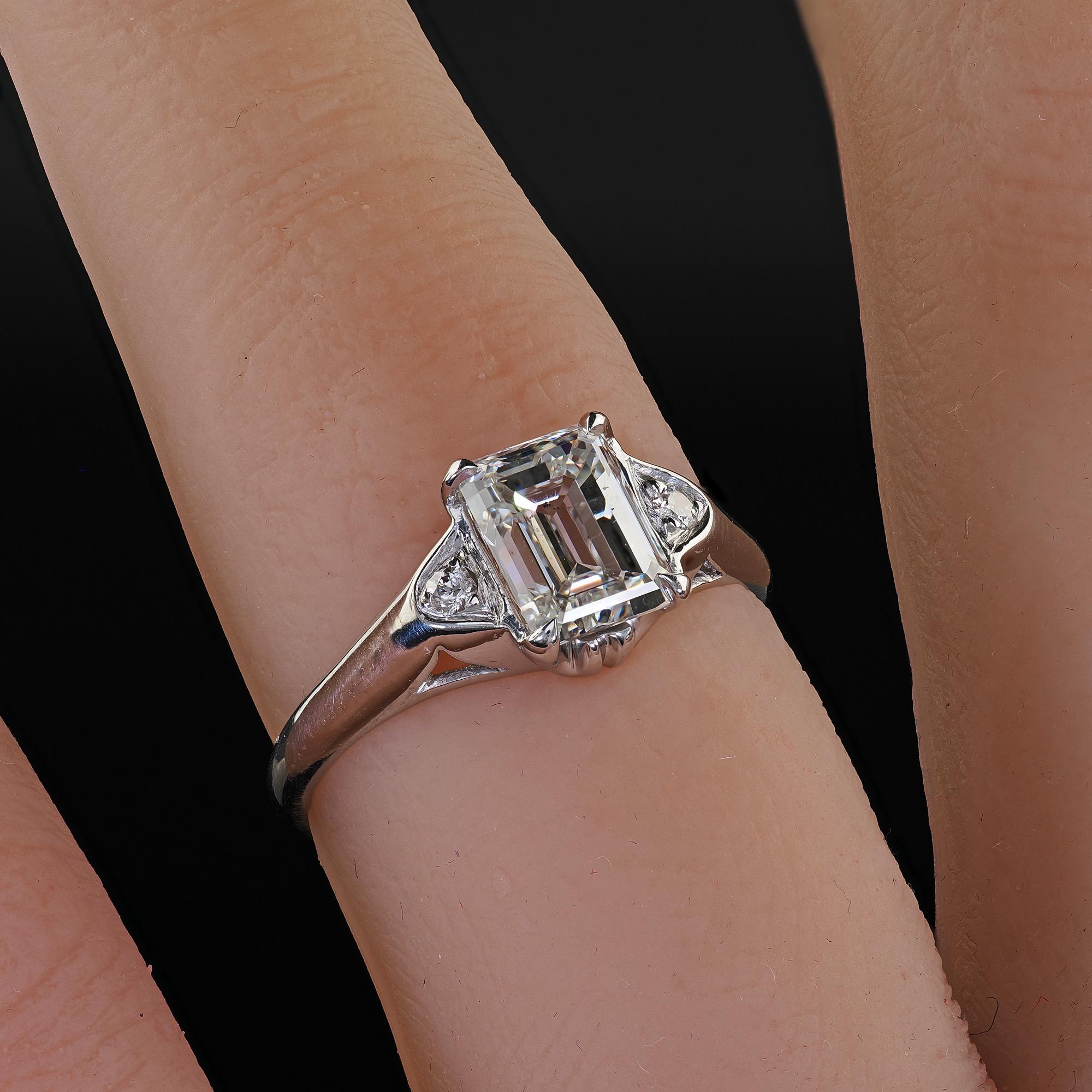 Antique Art Deco Platinum Emerald Cut Diamond Engagement Ring - GIA For Sale 6